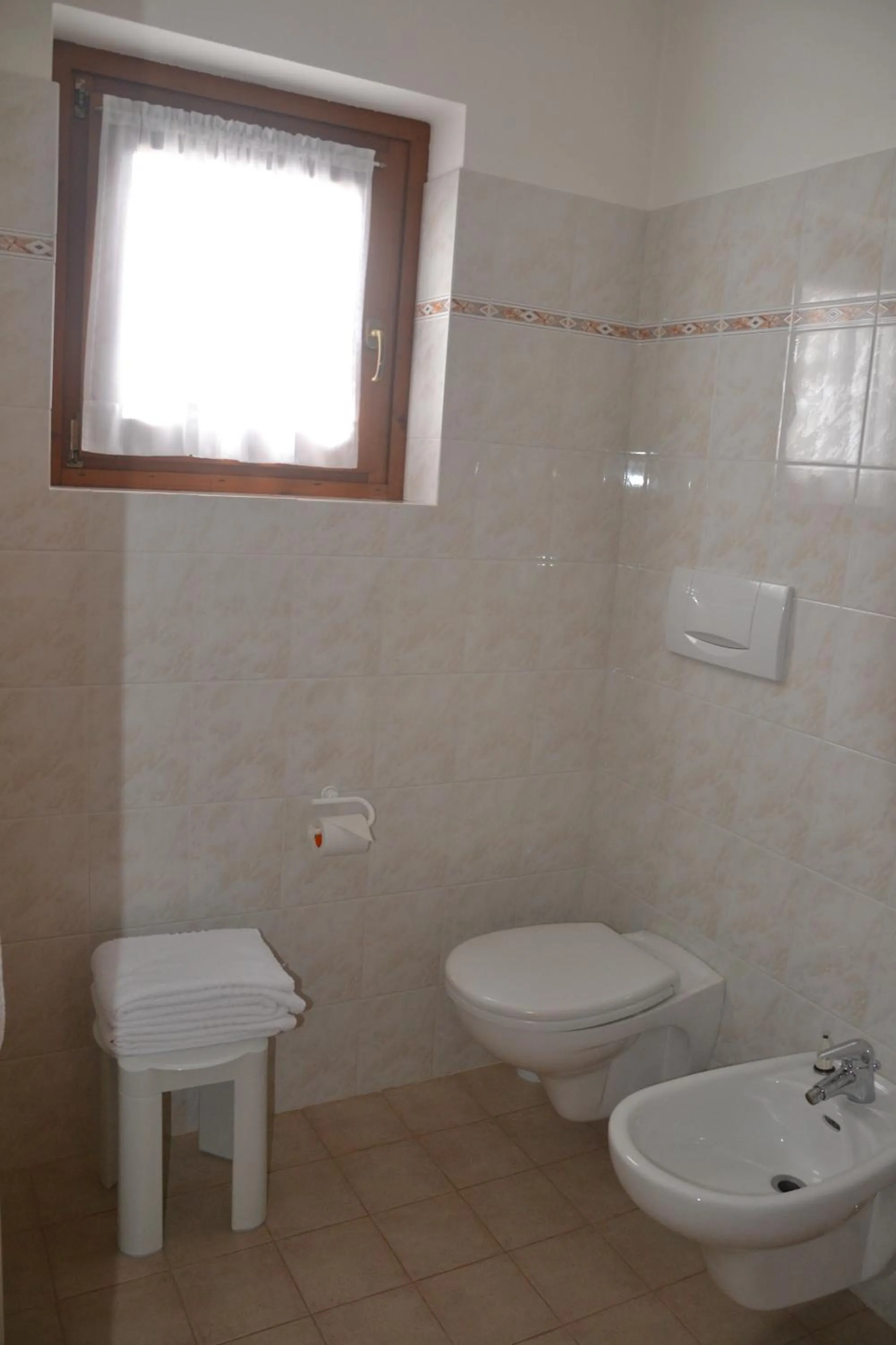 Toilet in Meublè Rosalpina