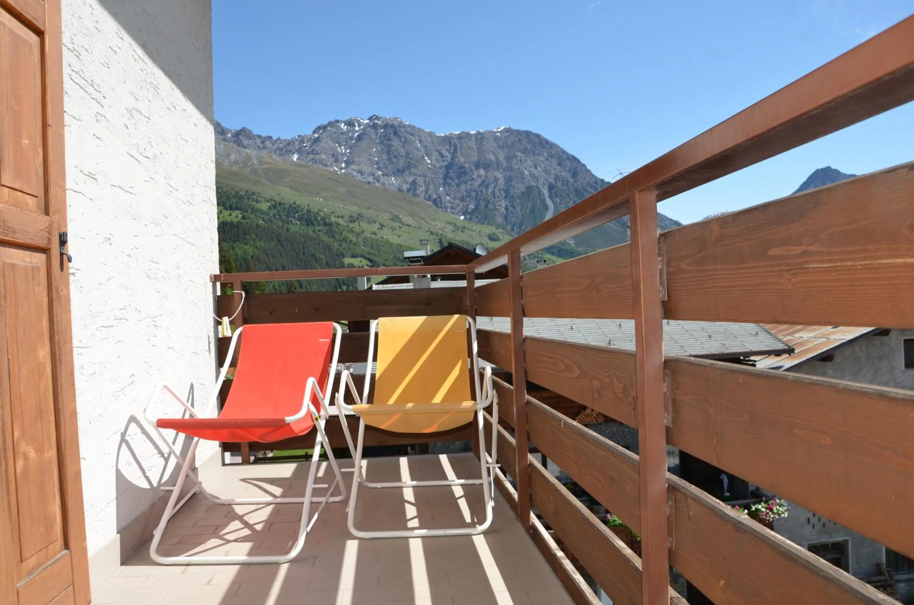 Balcony/Terrace in Meublè Rosalpina