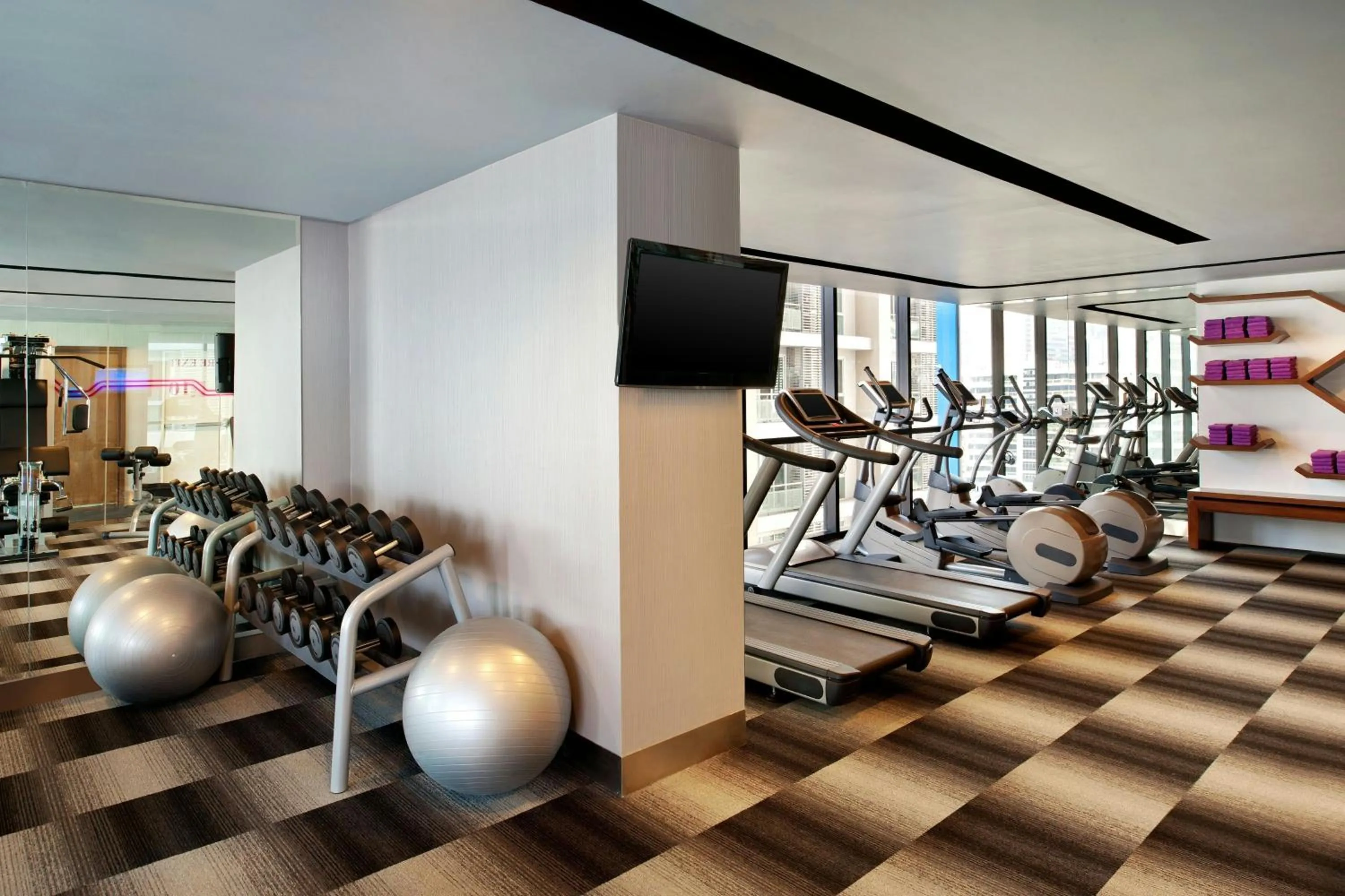 Fitness centre/facilities in Aloft Bangkok - Sukhumvit 11