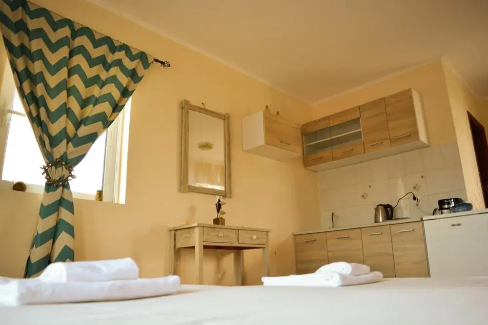 Tommy's Rooms Tommy's Rooms