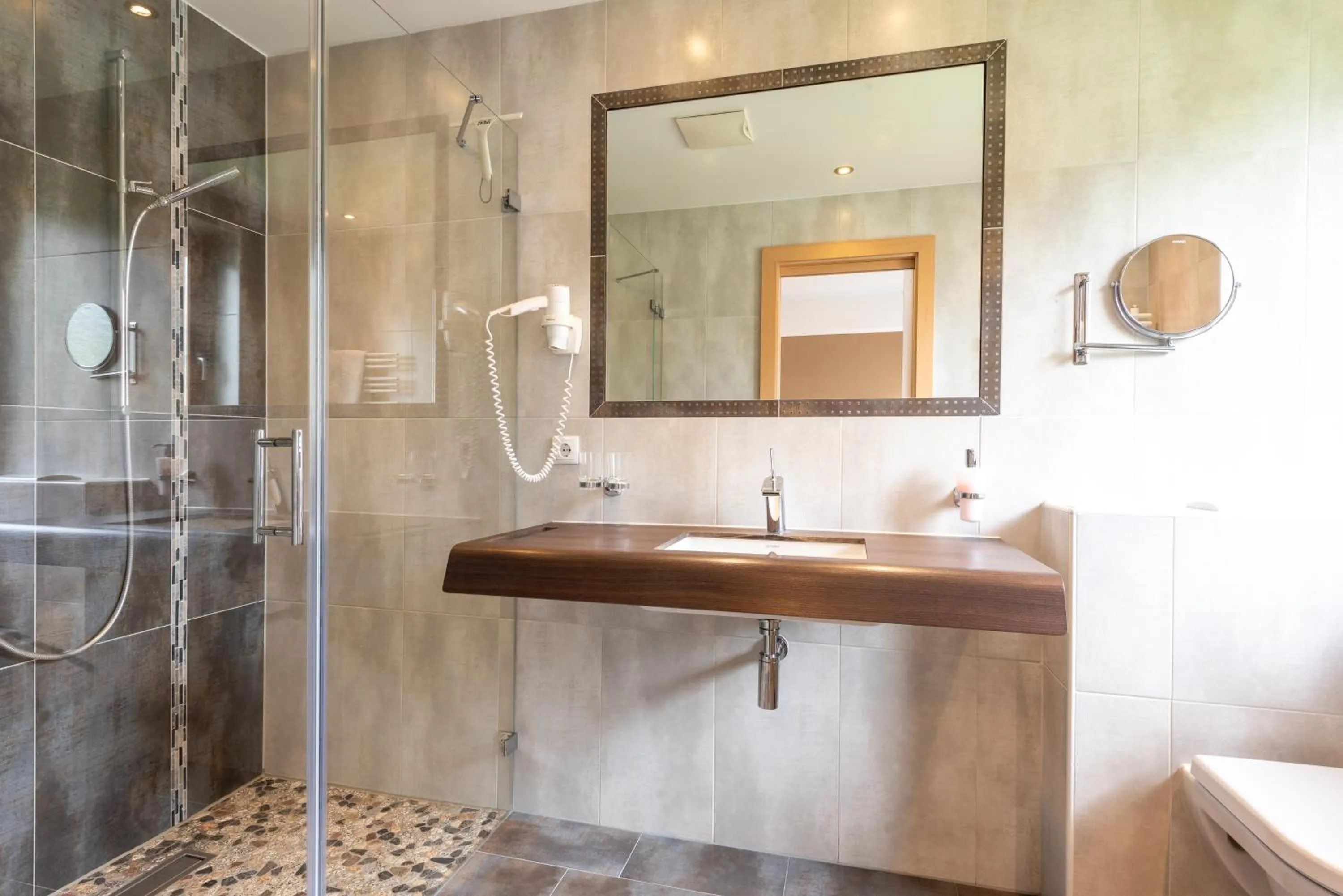 Bathroom in Alpenresort Thanner