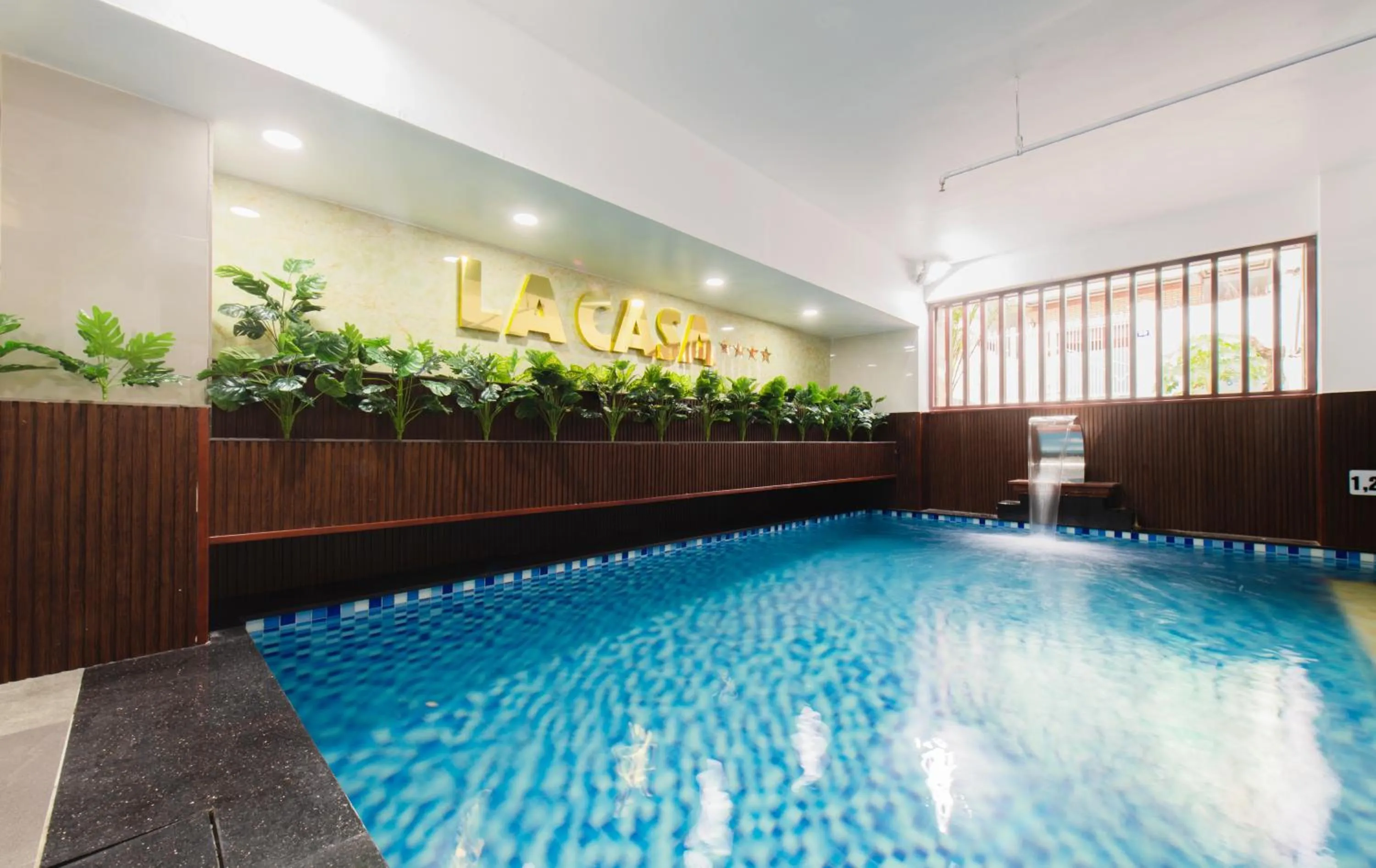 Swimming pool in La Casa Hotel Nha Trang
