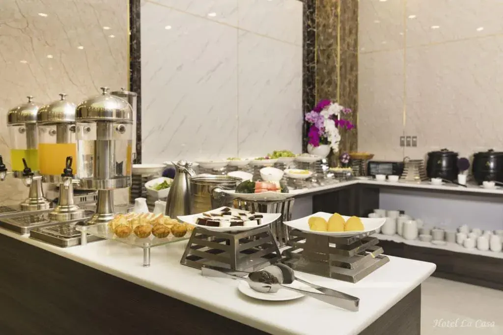 Breakfast in La Casa Hotel Nha Trang Breakfast in La Casa Hotel Nha Trang