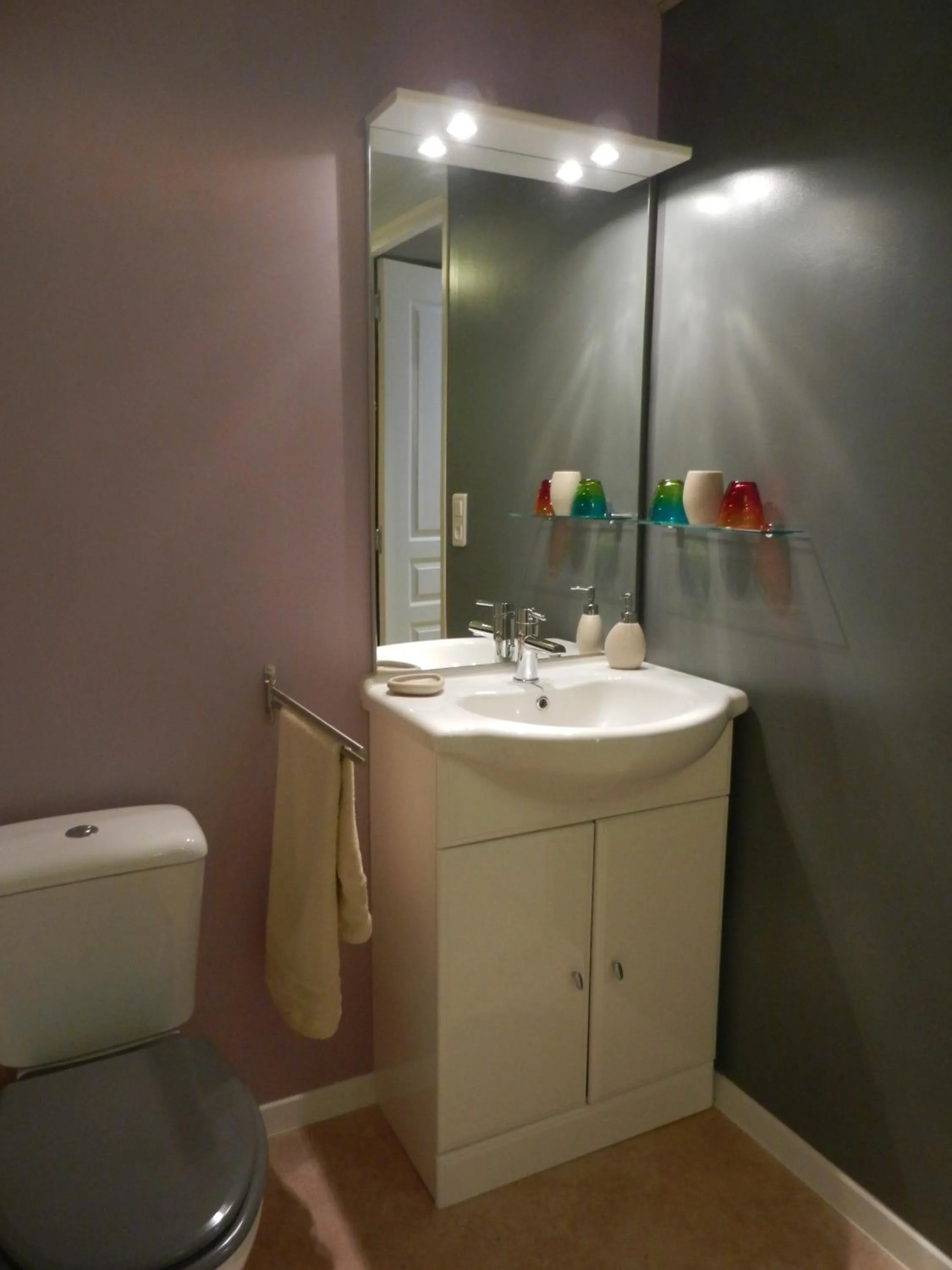 Toilet in Le puits de la Montrée