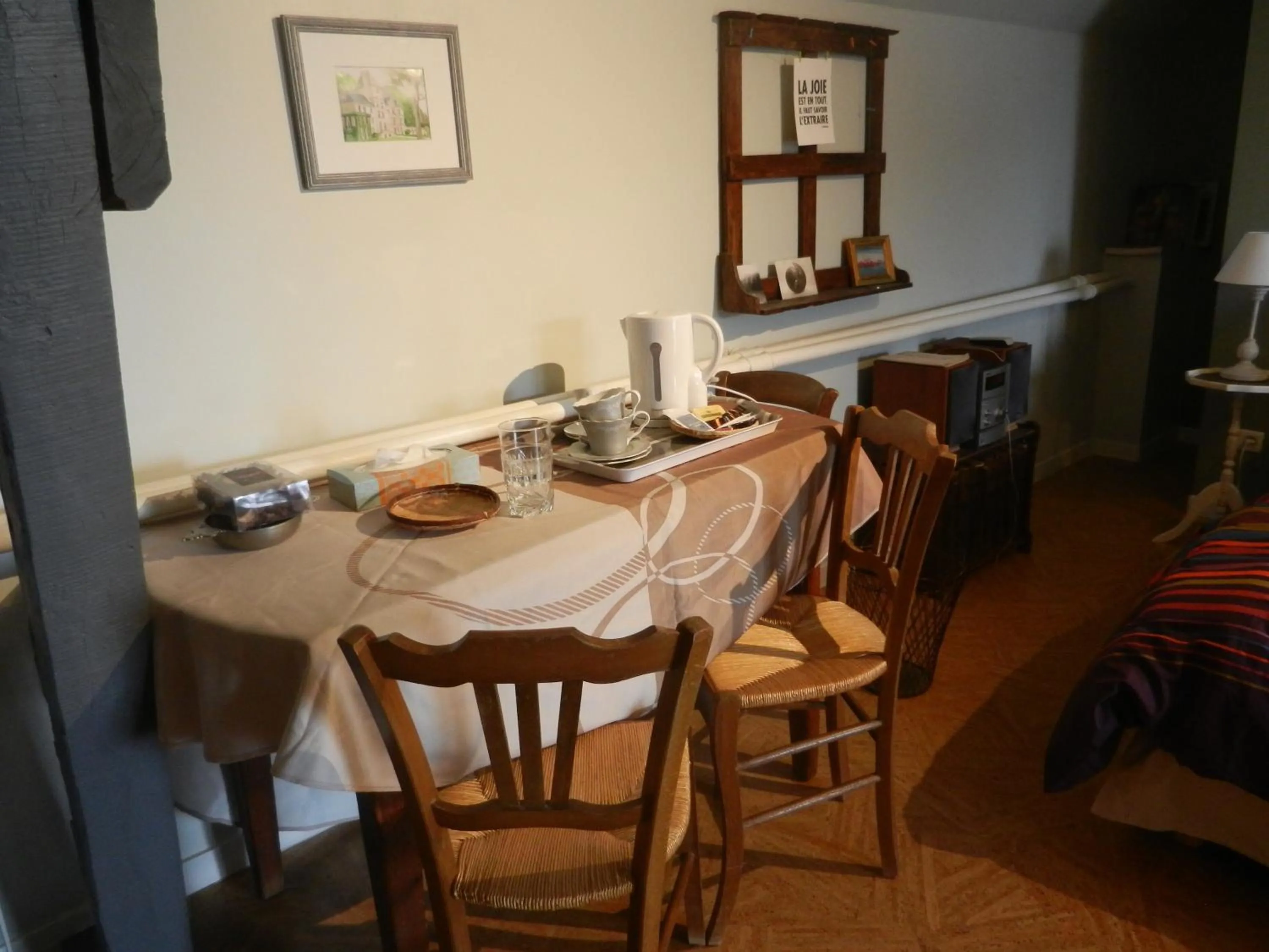 Coffee/tea facilities in Le puits de la Montrée