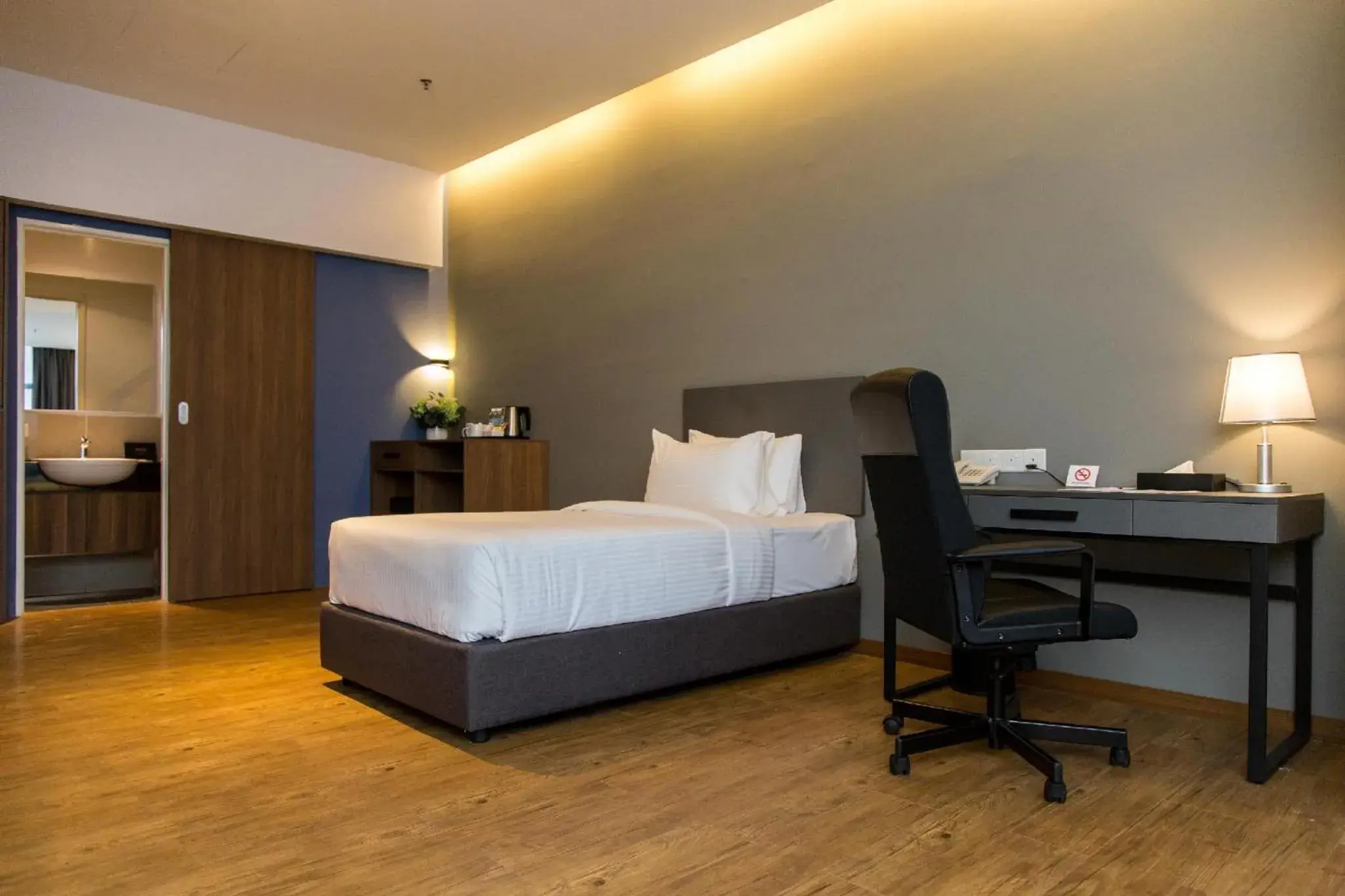 Bed in Imperial Regency Suites & Kuala Lumpur Bed in Imperial Regency Suites & Kuala Lumpur