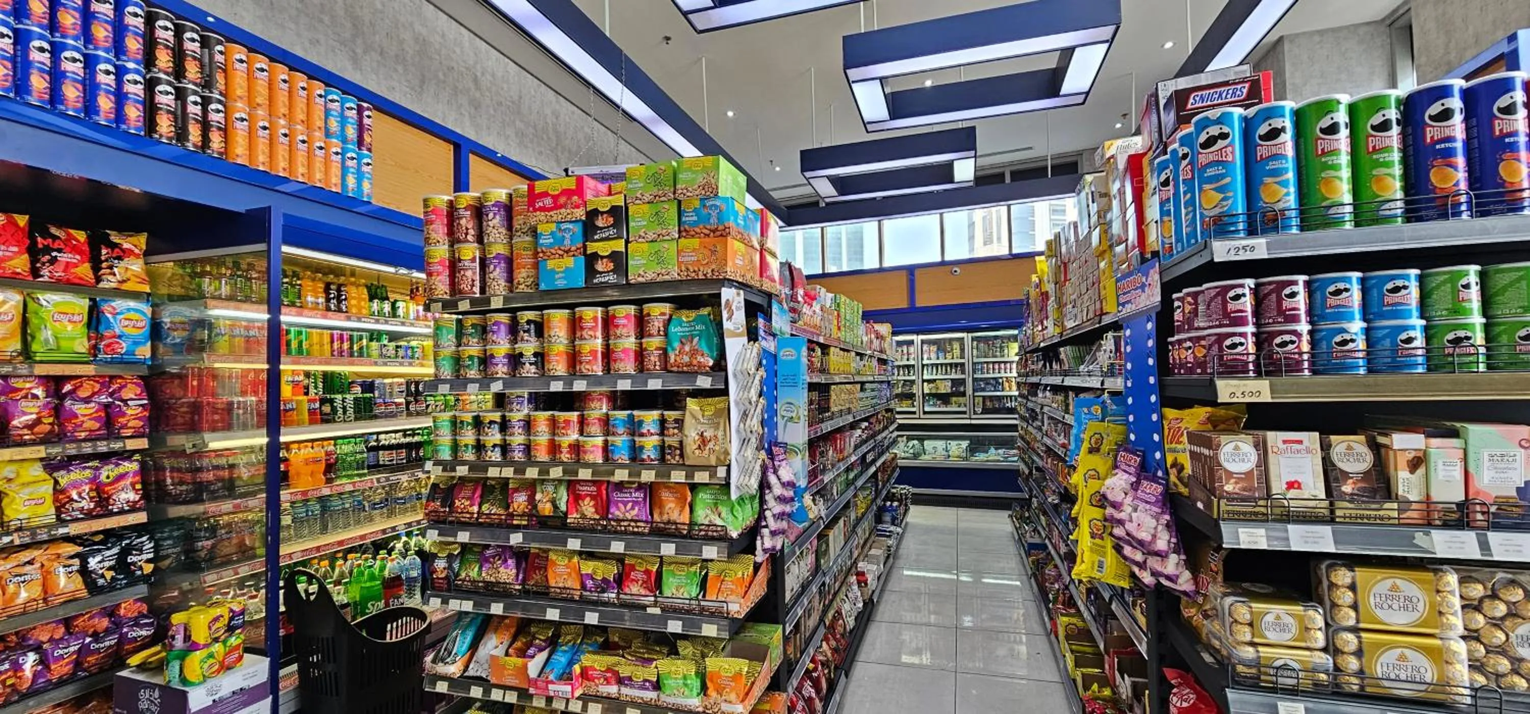 Supermarket/grocery shop in Loumage S Suites and Spa