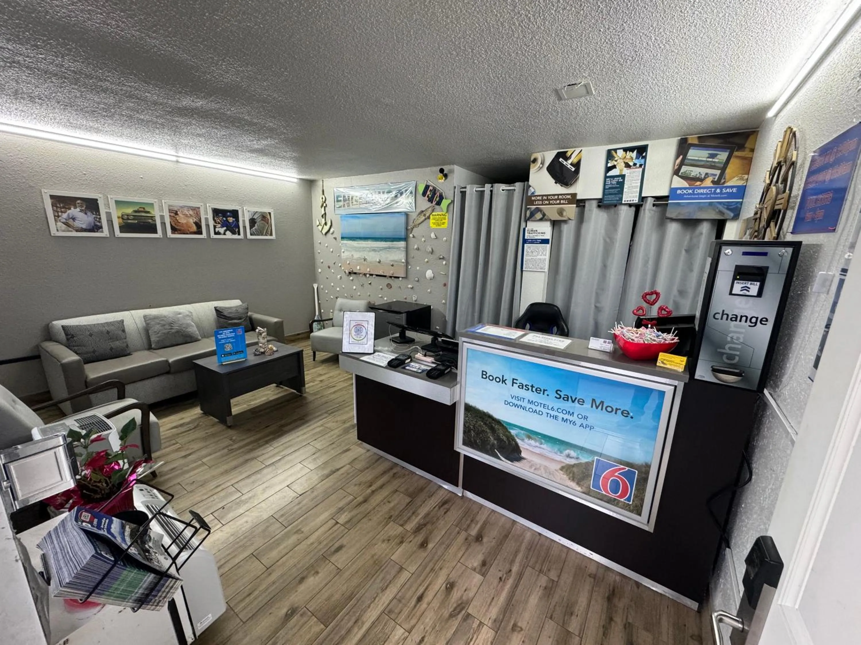 Lobby or reception in Studio 6-Englewood, FL