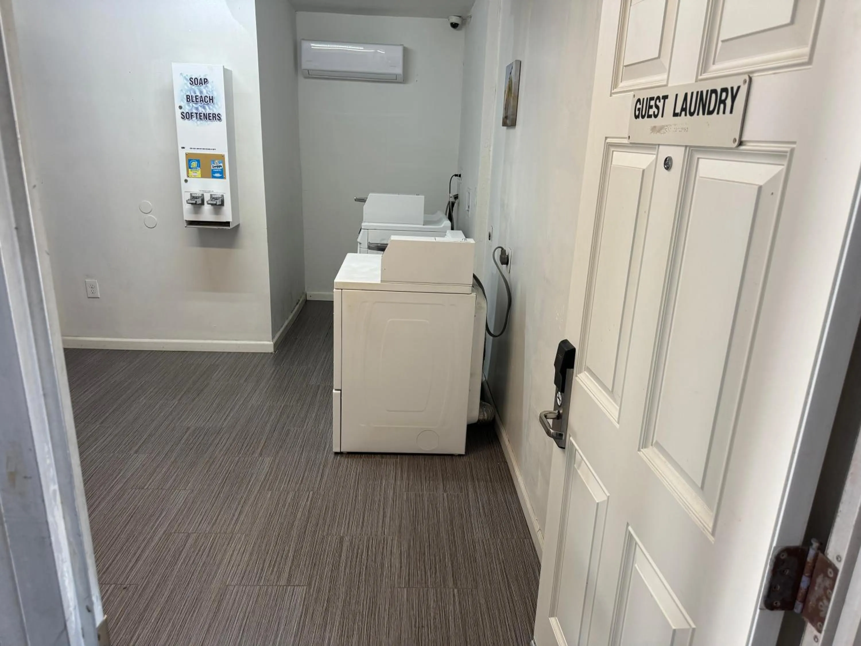 laundry in Studio 6-Englewood, FL