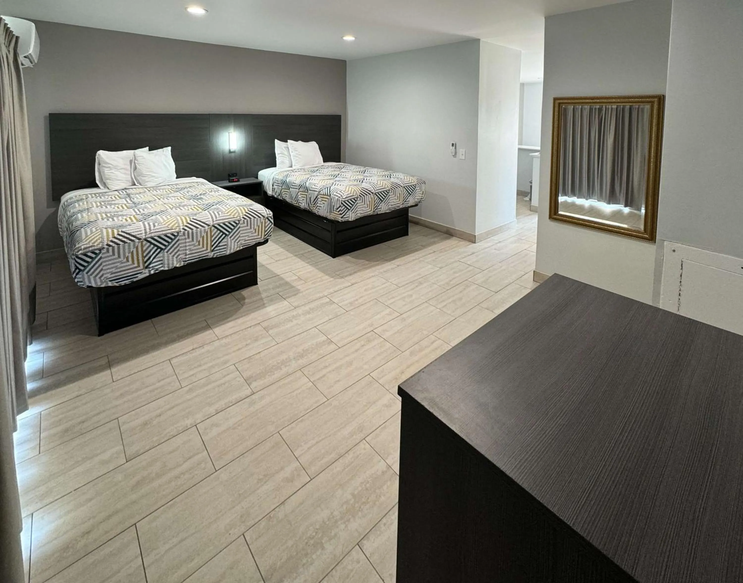 Bedroom, Bed in Studio 6-Englewood, FL