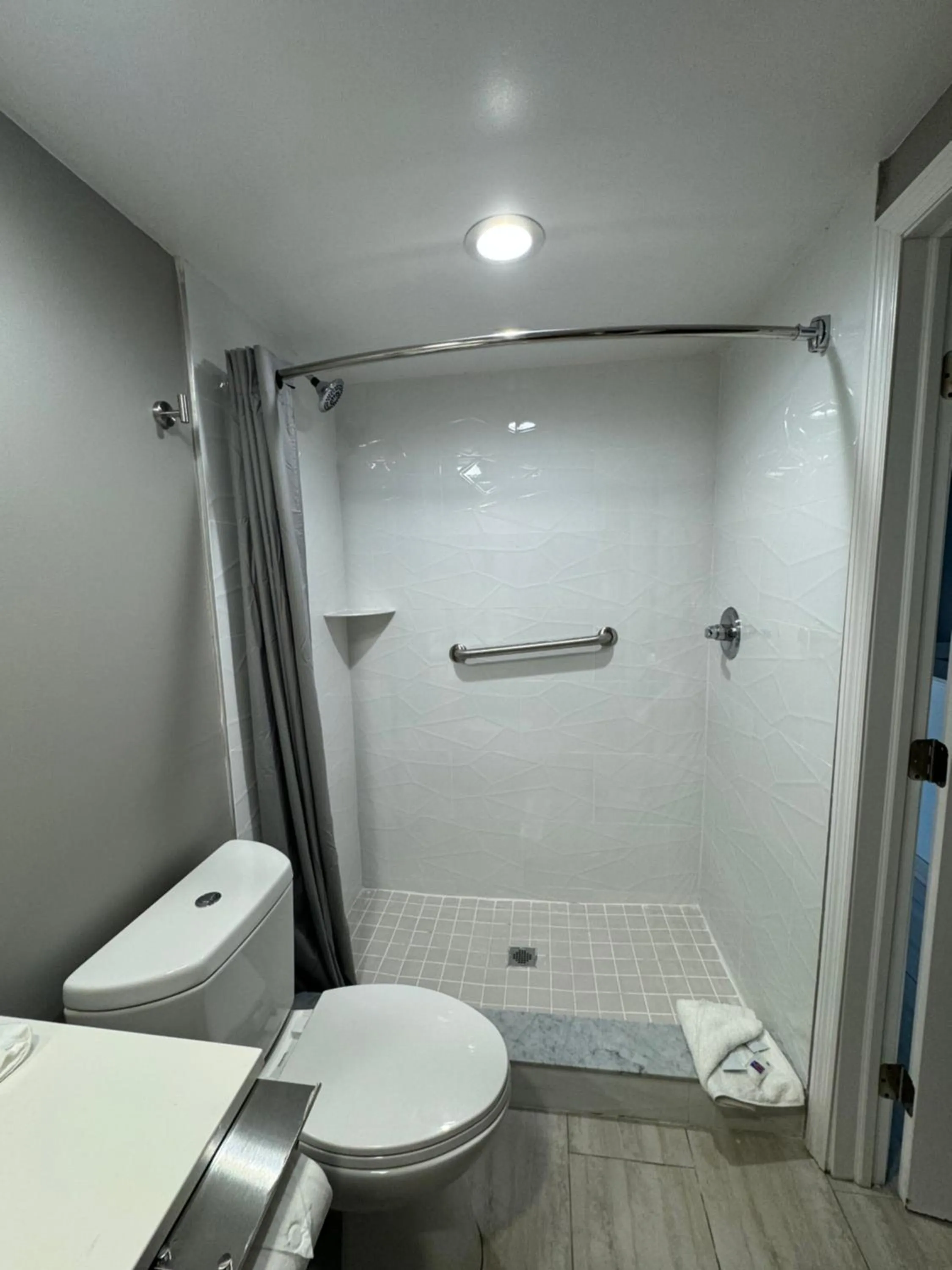 Bathroom in Studio 6-Englewood, FL