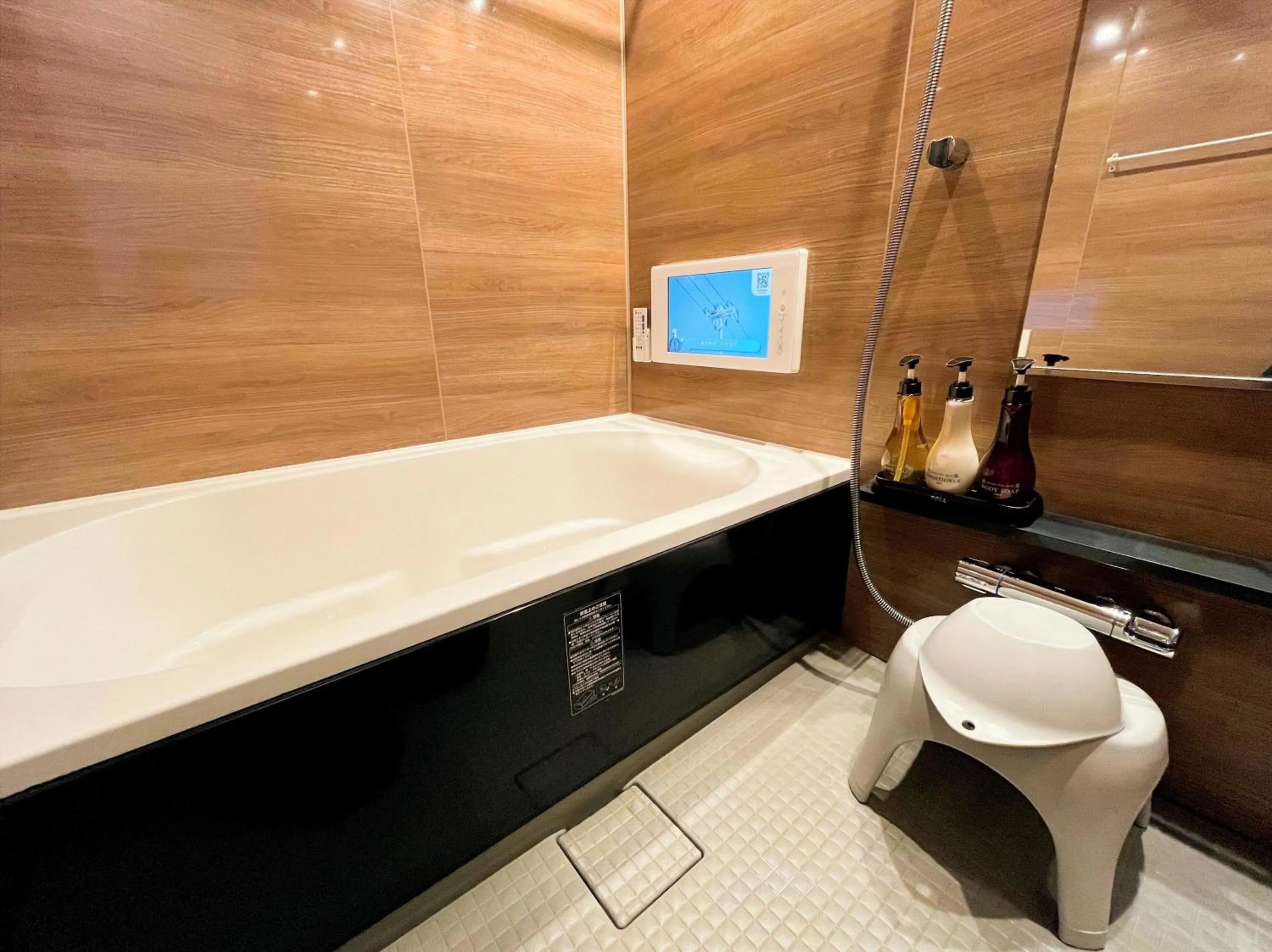 Bathroom in INOVA Kanazawa