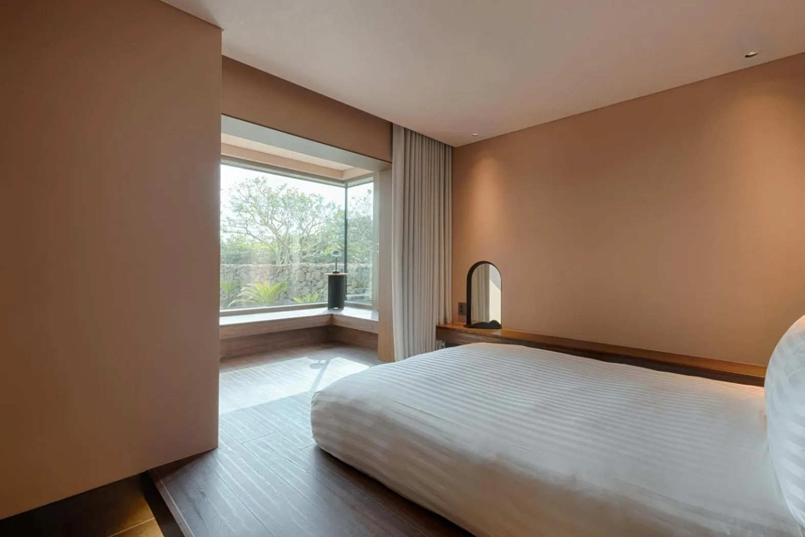 Bed in Sono Calm Jeju