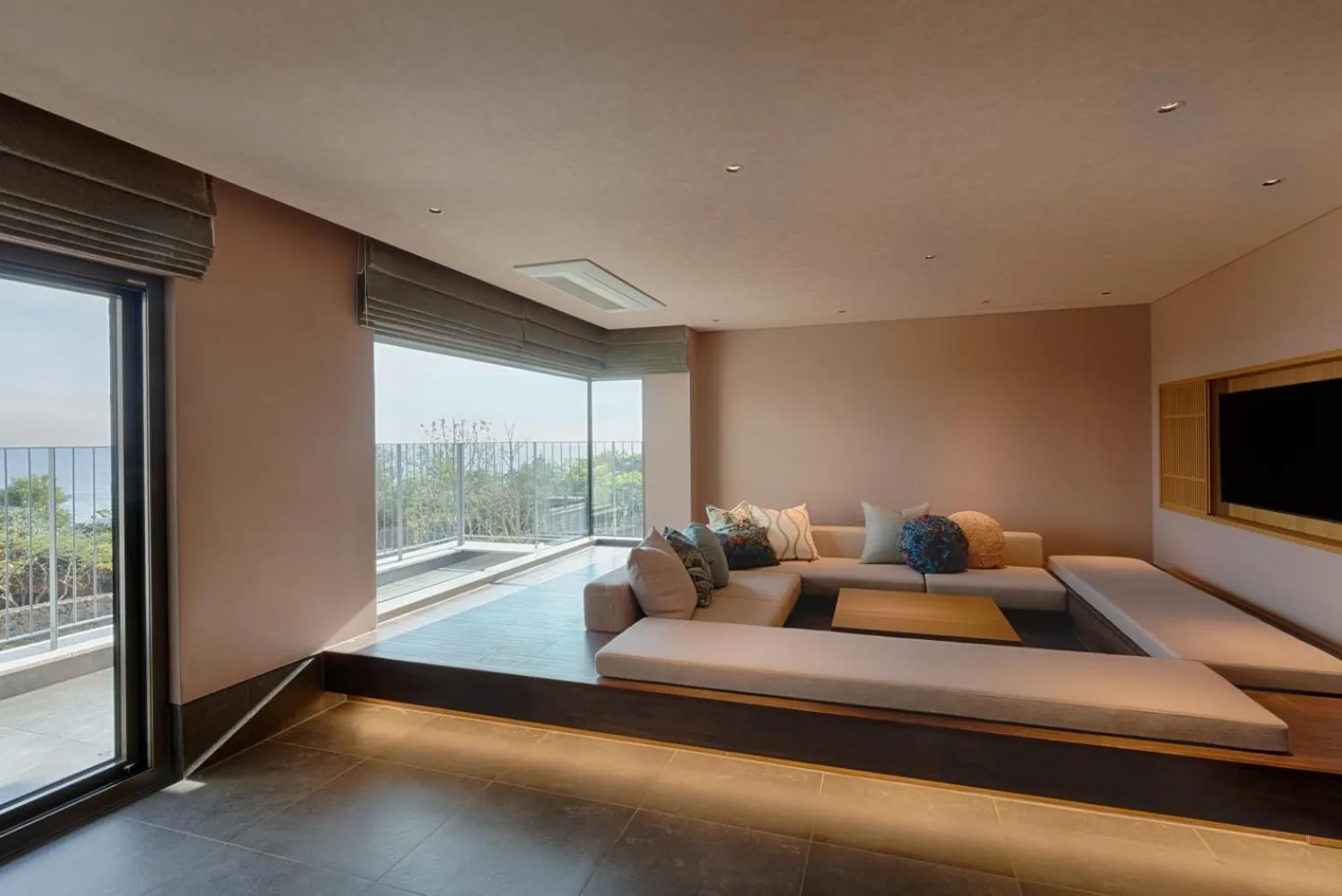 Bed in Sono Calm Jeju