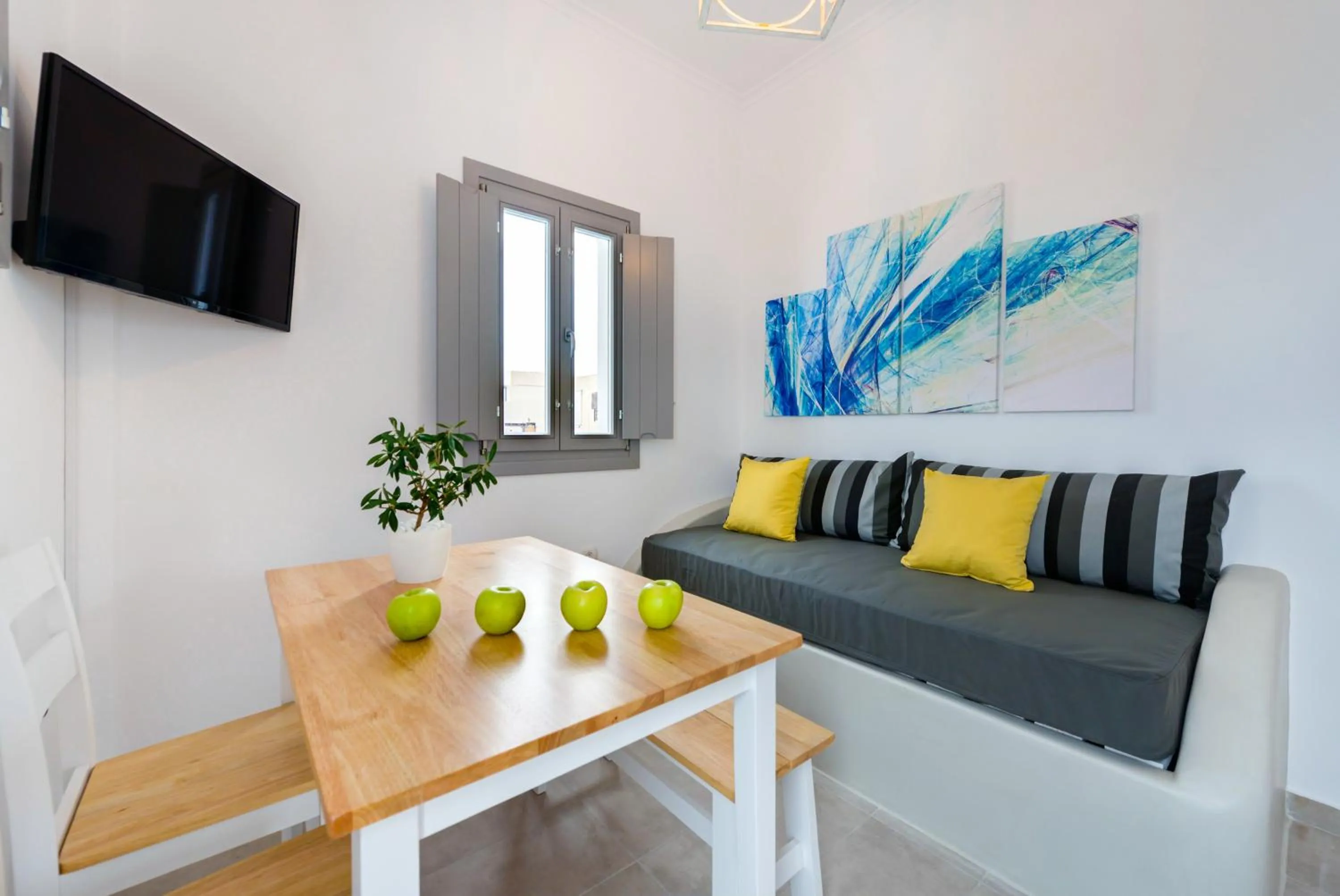 Decorative detail in White Harmony Suites