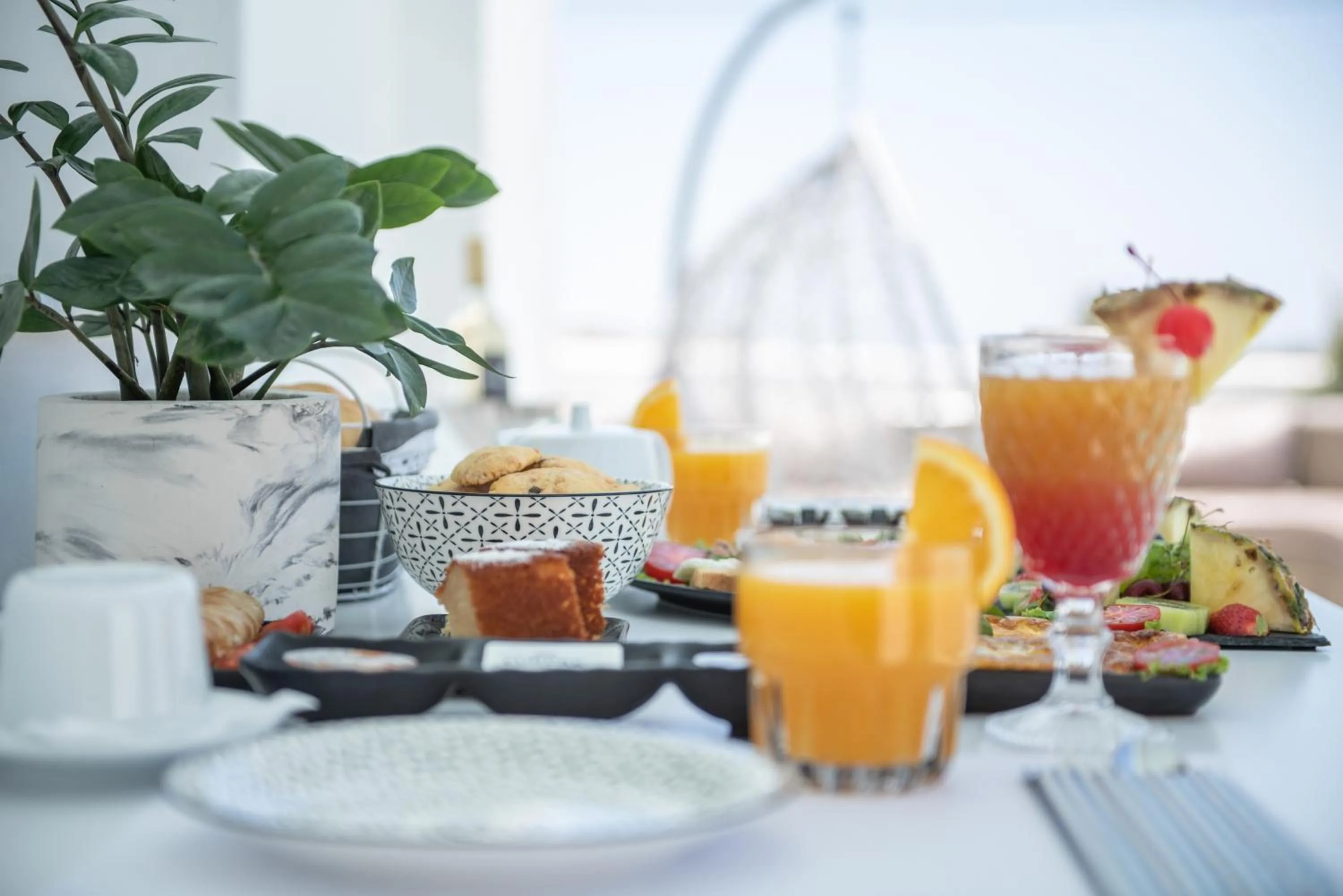 White Harmony Suites