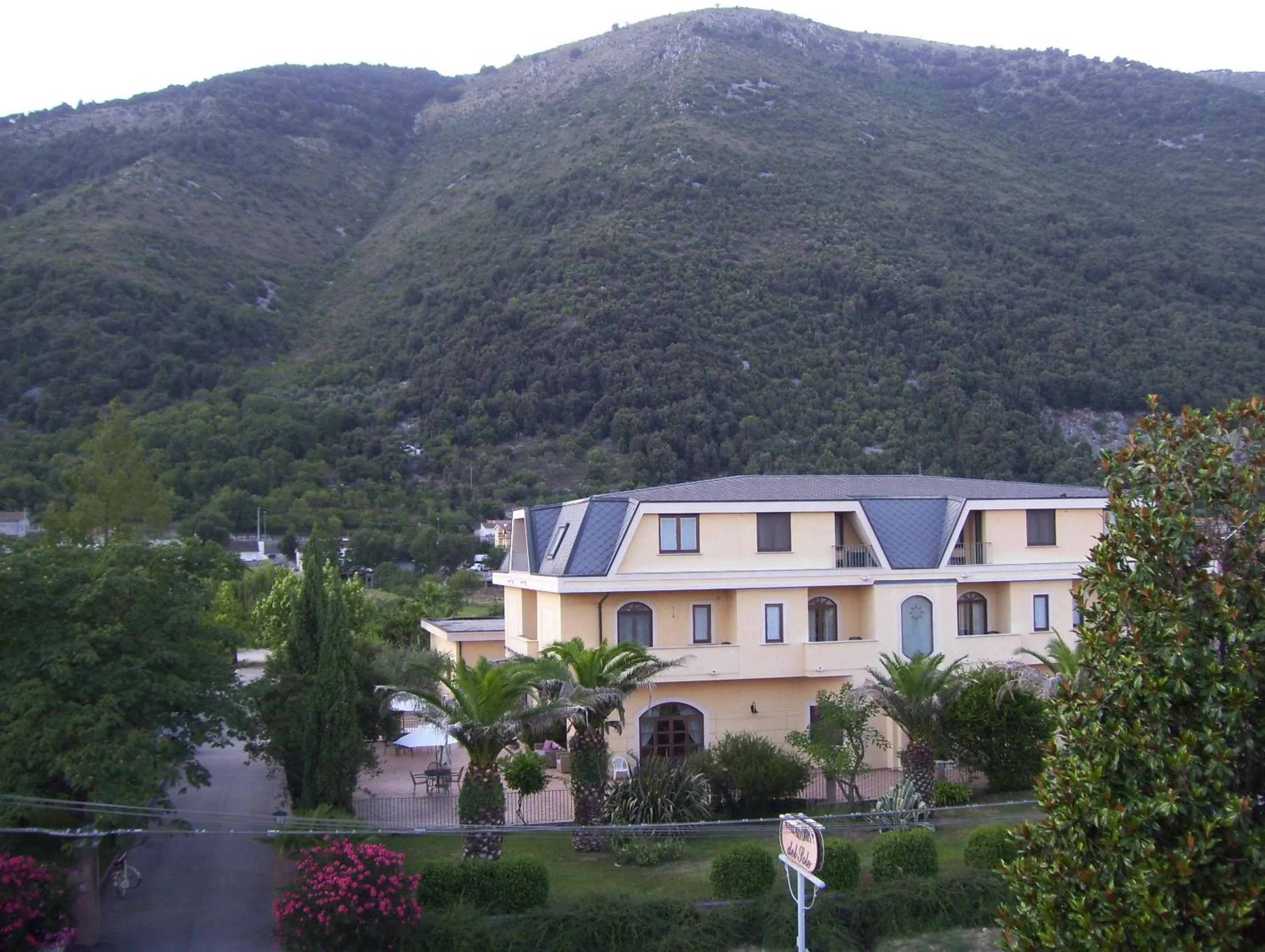 Property building in Hotel Del Sole