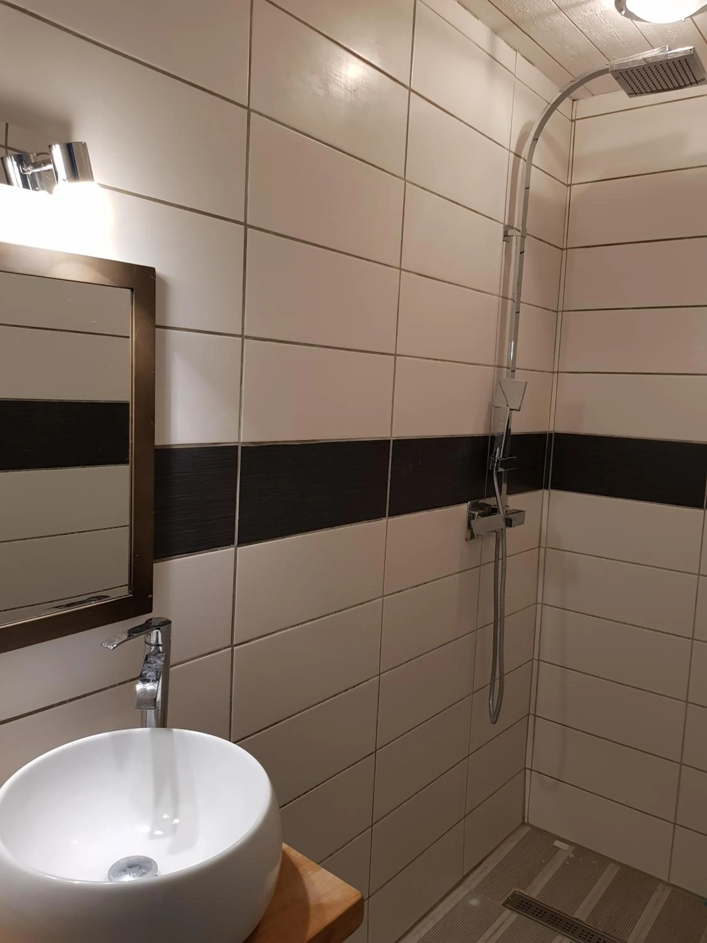 Shower in Au Bois Flotté