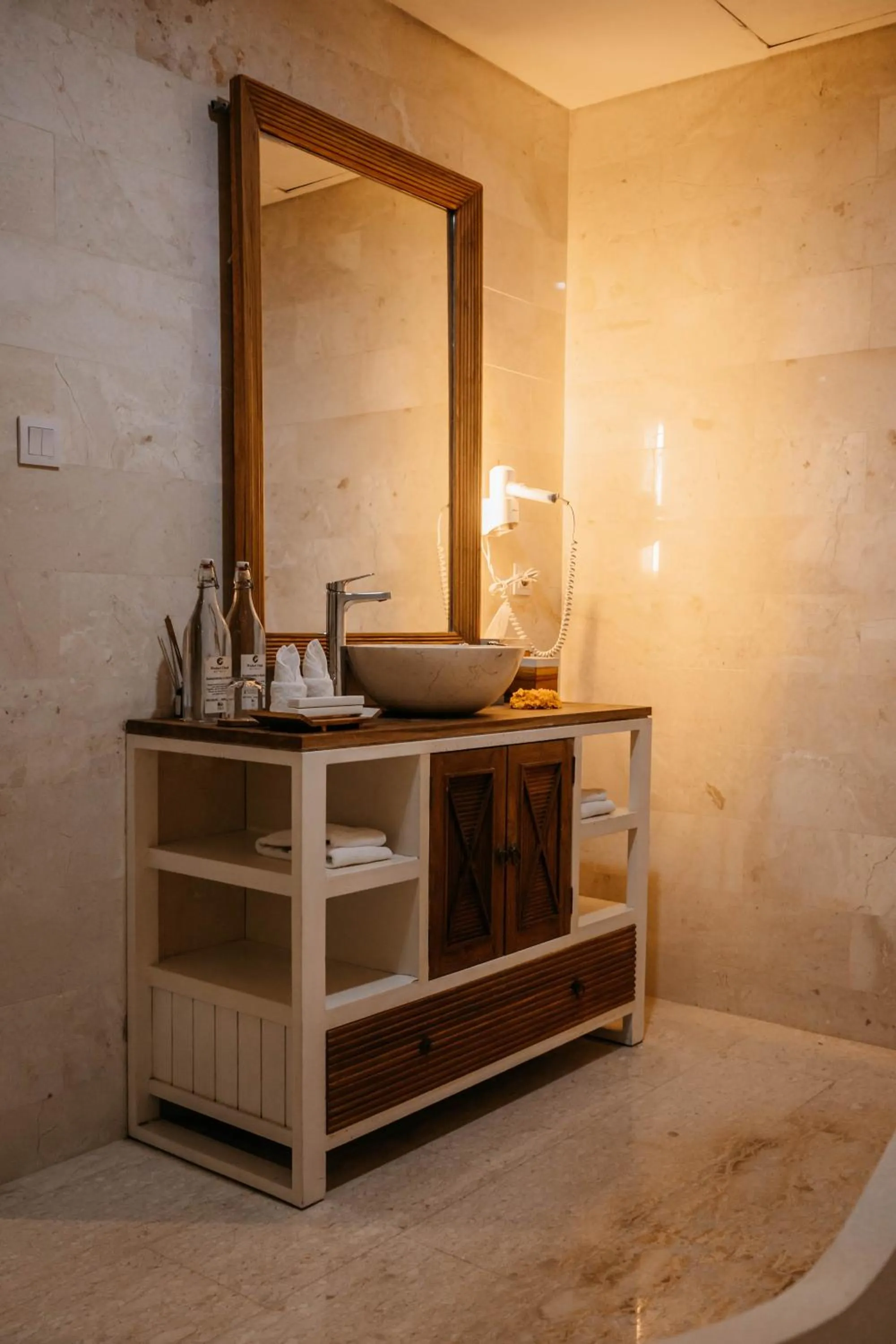 Bathroom in Wadari Retreat Villa Ubud
