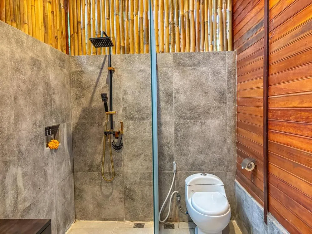Bathroom in Wadari Retreat Villa Ubud