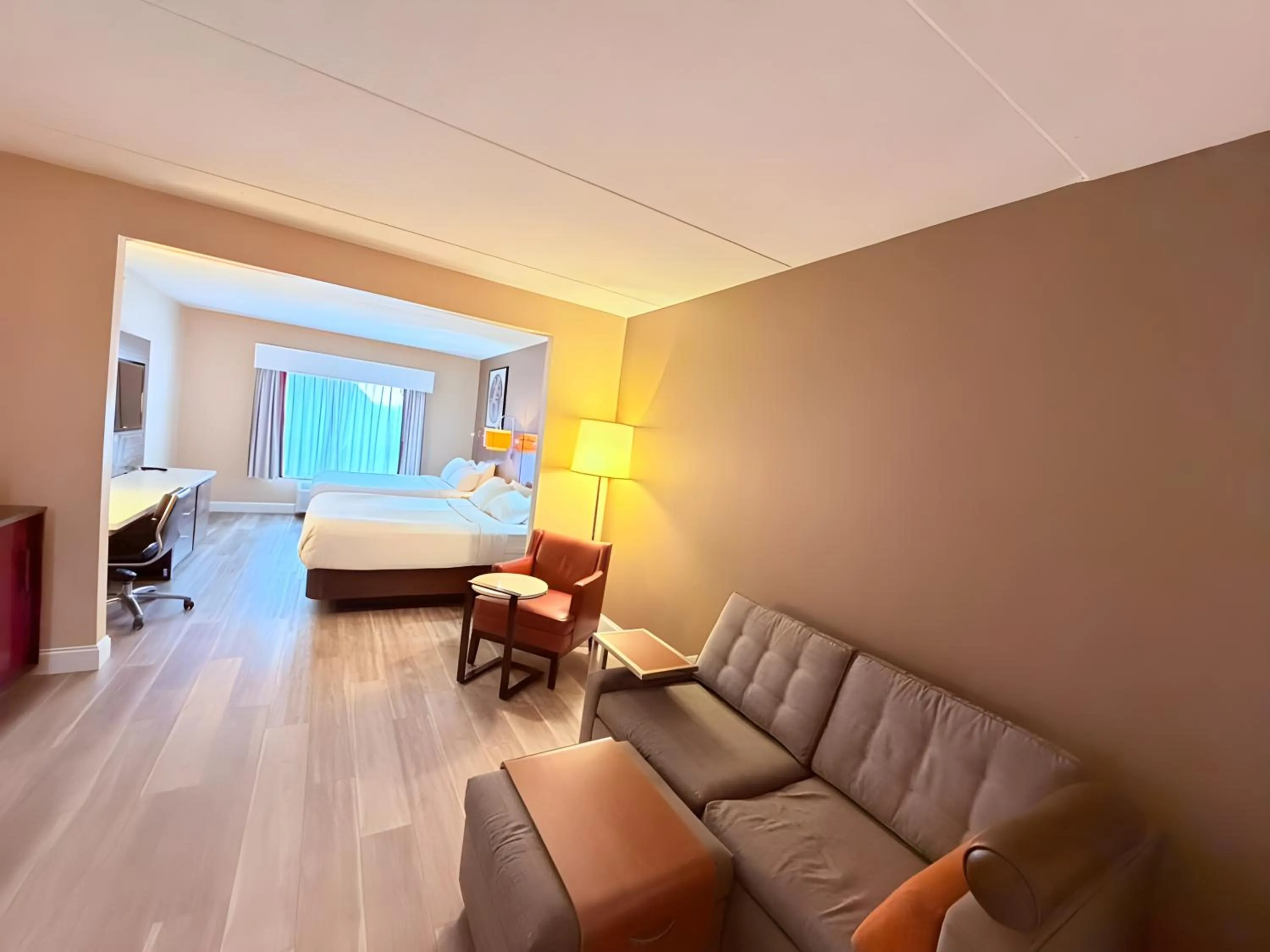 Bedroom, Bed in Ramada by Wyndham Harrisburg/Hershey Area