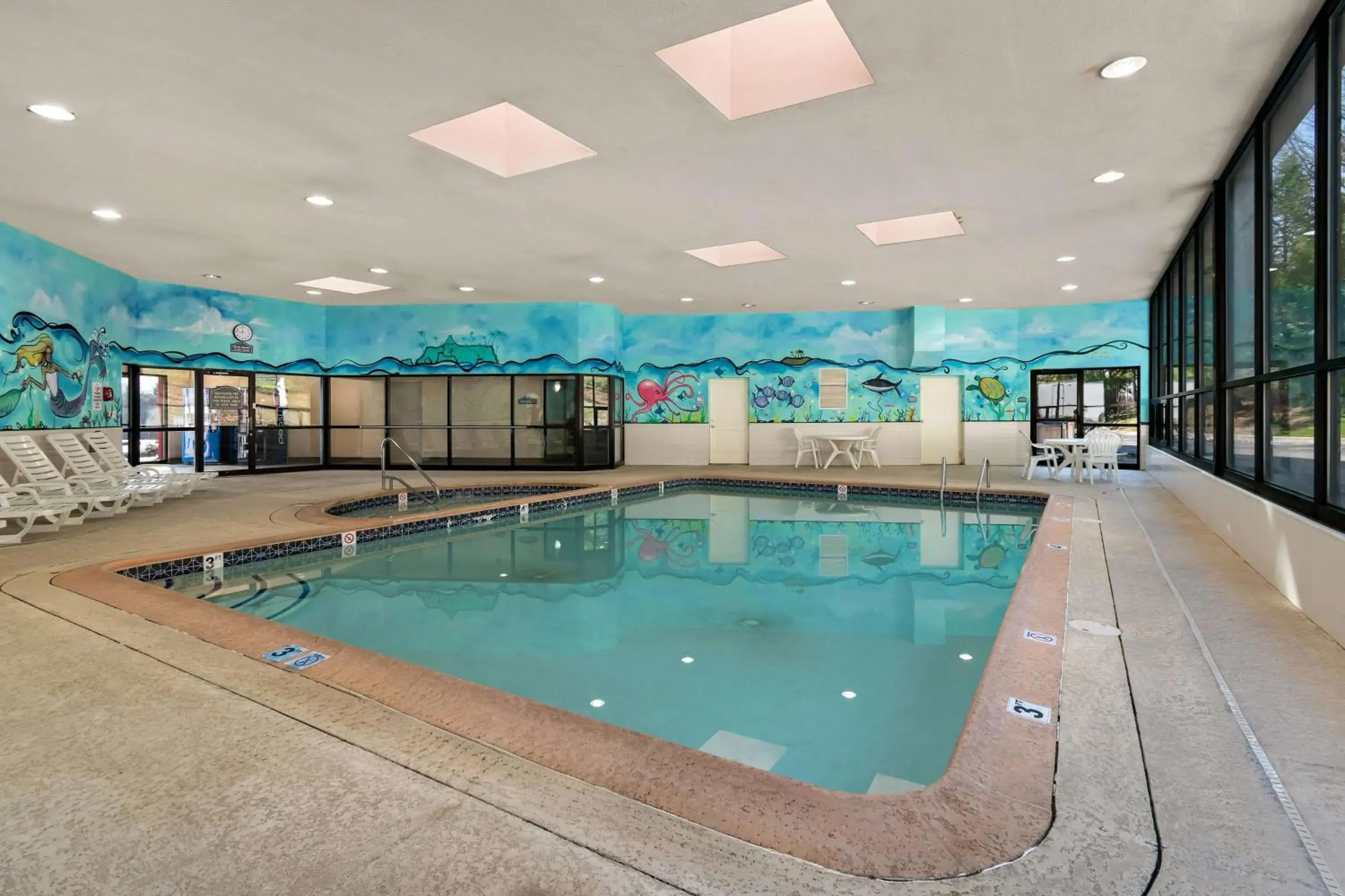 Swimming pool in Ramada by Wyndham Harrisburg/Hershey Area Swimming pool in Ramada by Wyndham Harrisburg/Hershey Area