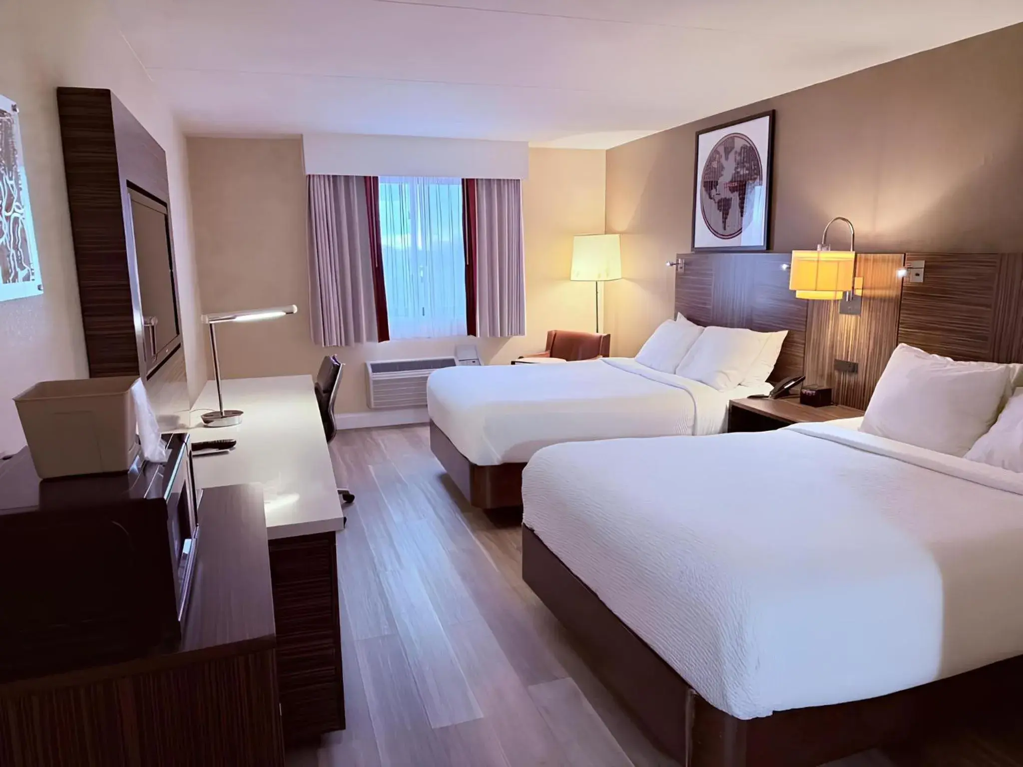 Room with Two Double Beds and Kitchenette - Non-Smoking in Ramada by Wyndham Harrisburg/Hershey Area Room with Two Double Beds and Kitchenette - Non-Smoking in Ramada by Wyndham Harrisburg/Hershey Area