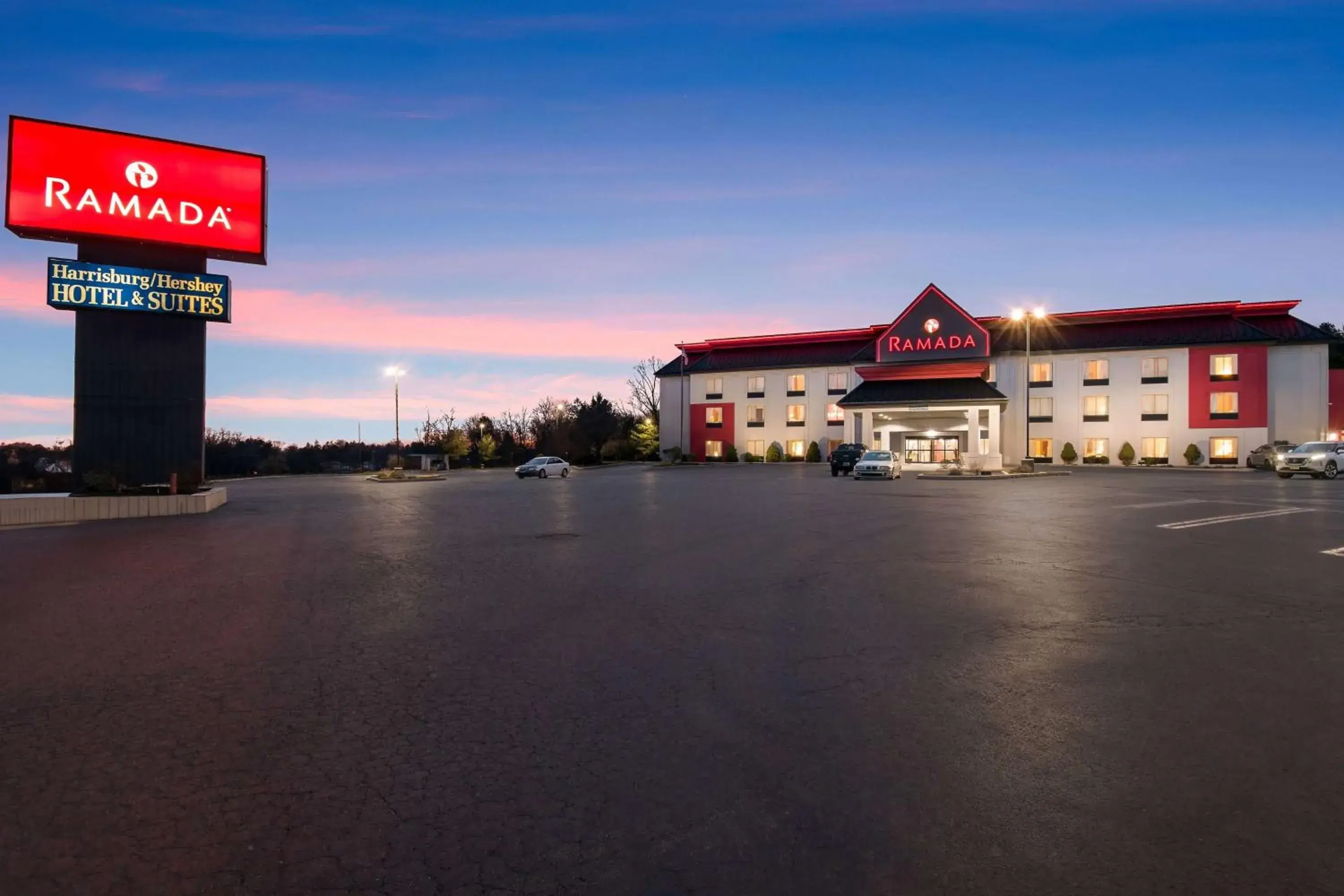 Property building in Ramada by Wyndham Harrisburg/Hershey Area Property building in Ramada by Wyndham Harrisburg/Hershey Area