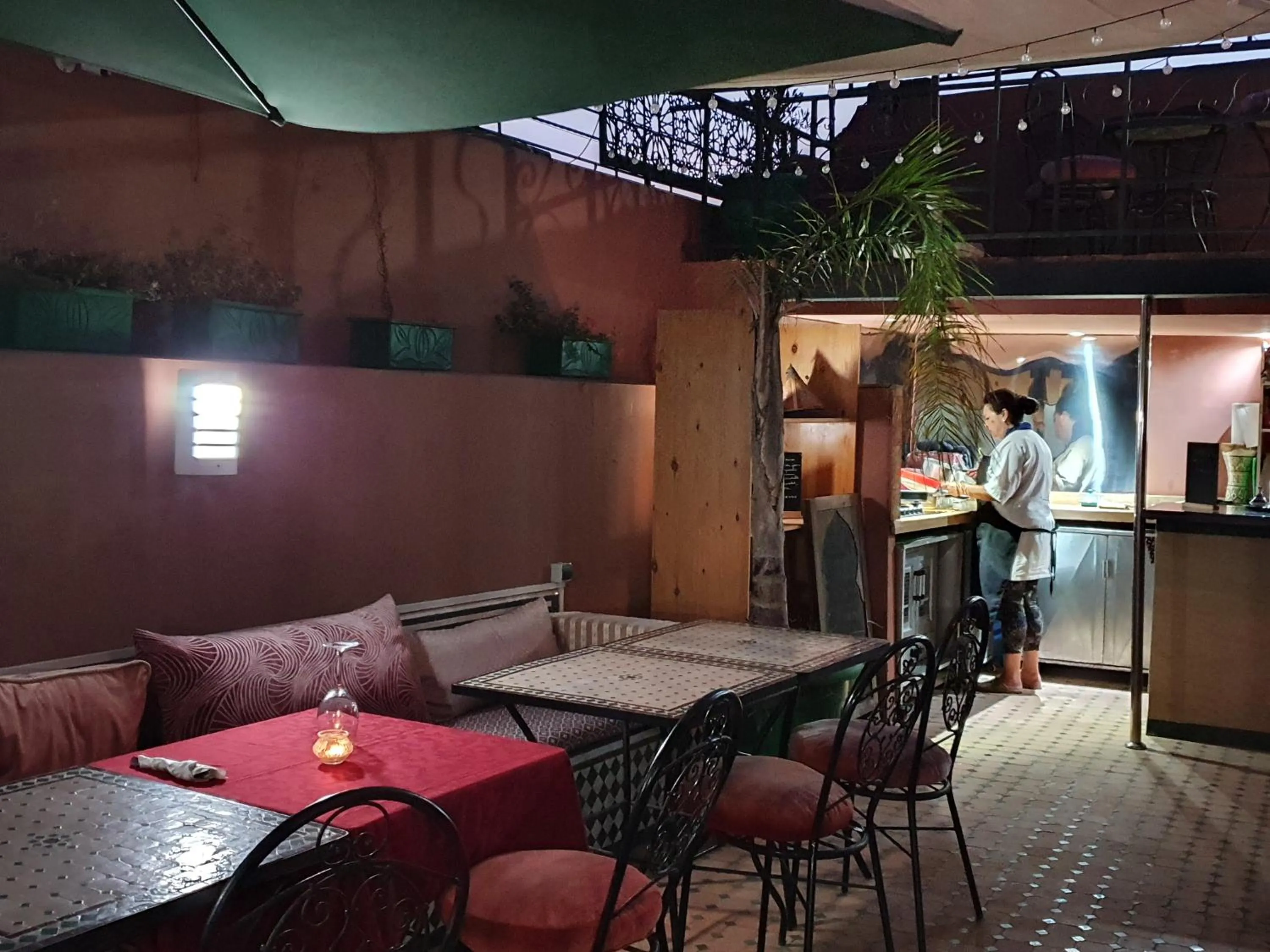 Restaurant/places to eat in Riad La Porte du Bouregreg