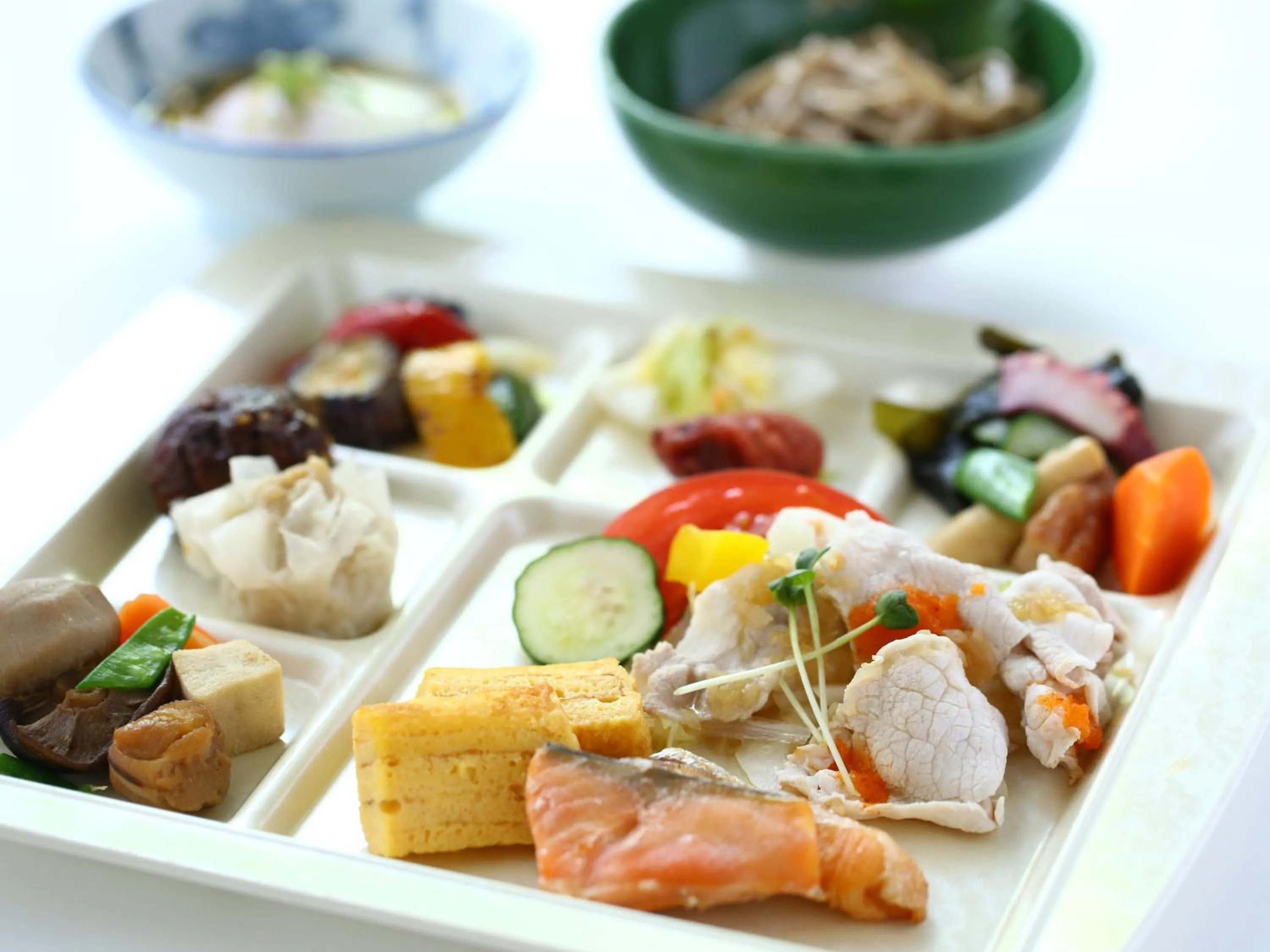 Buffet breakfast in Chino Sky View Hotel