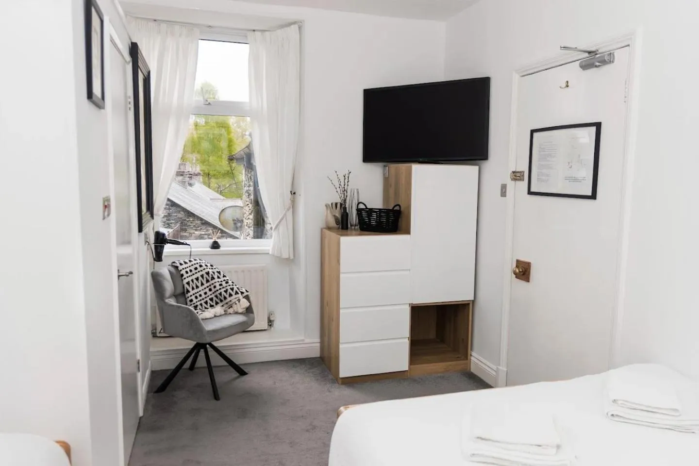 Bed in Denecrest Guest House