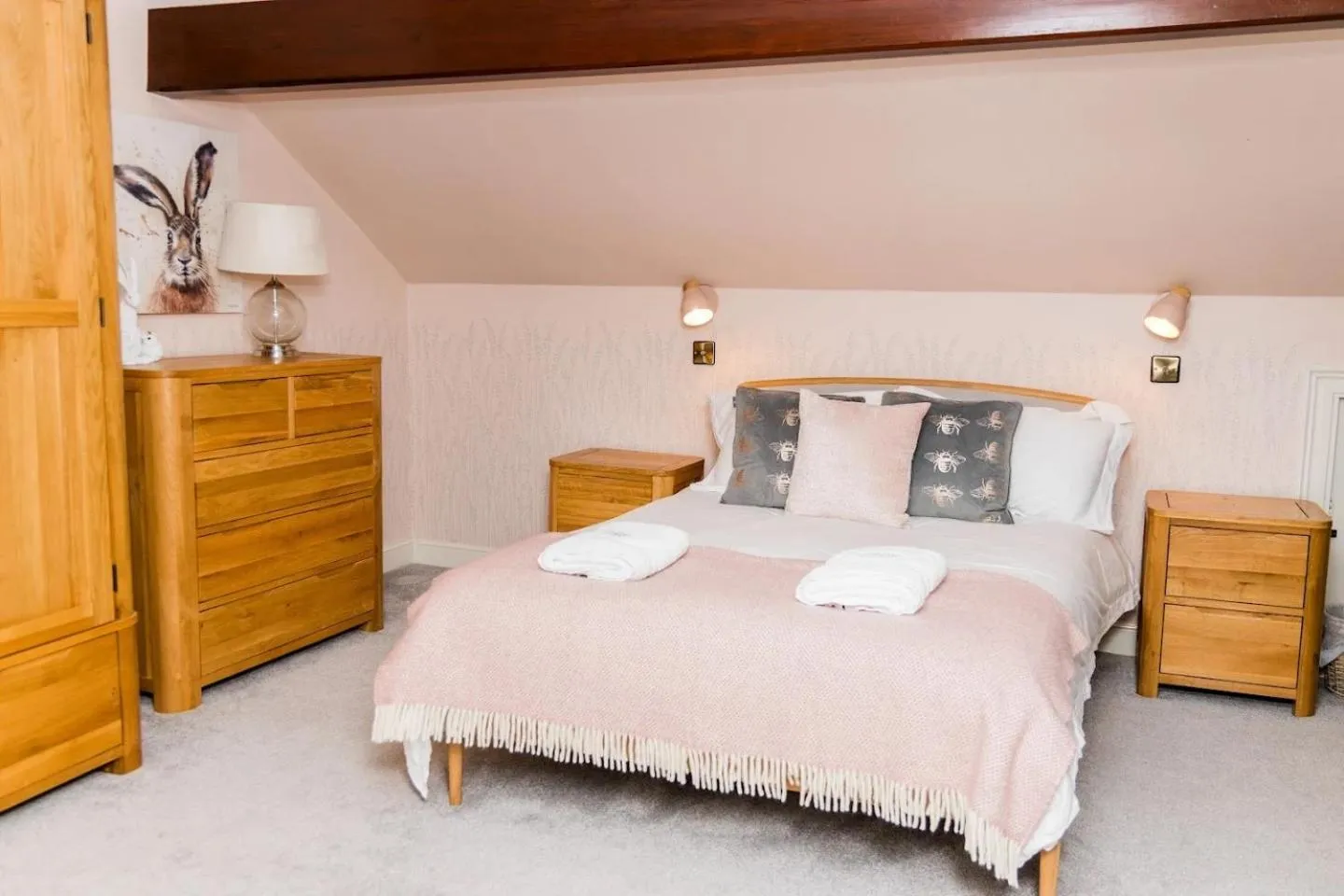 Bed in Denecrest Guest House