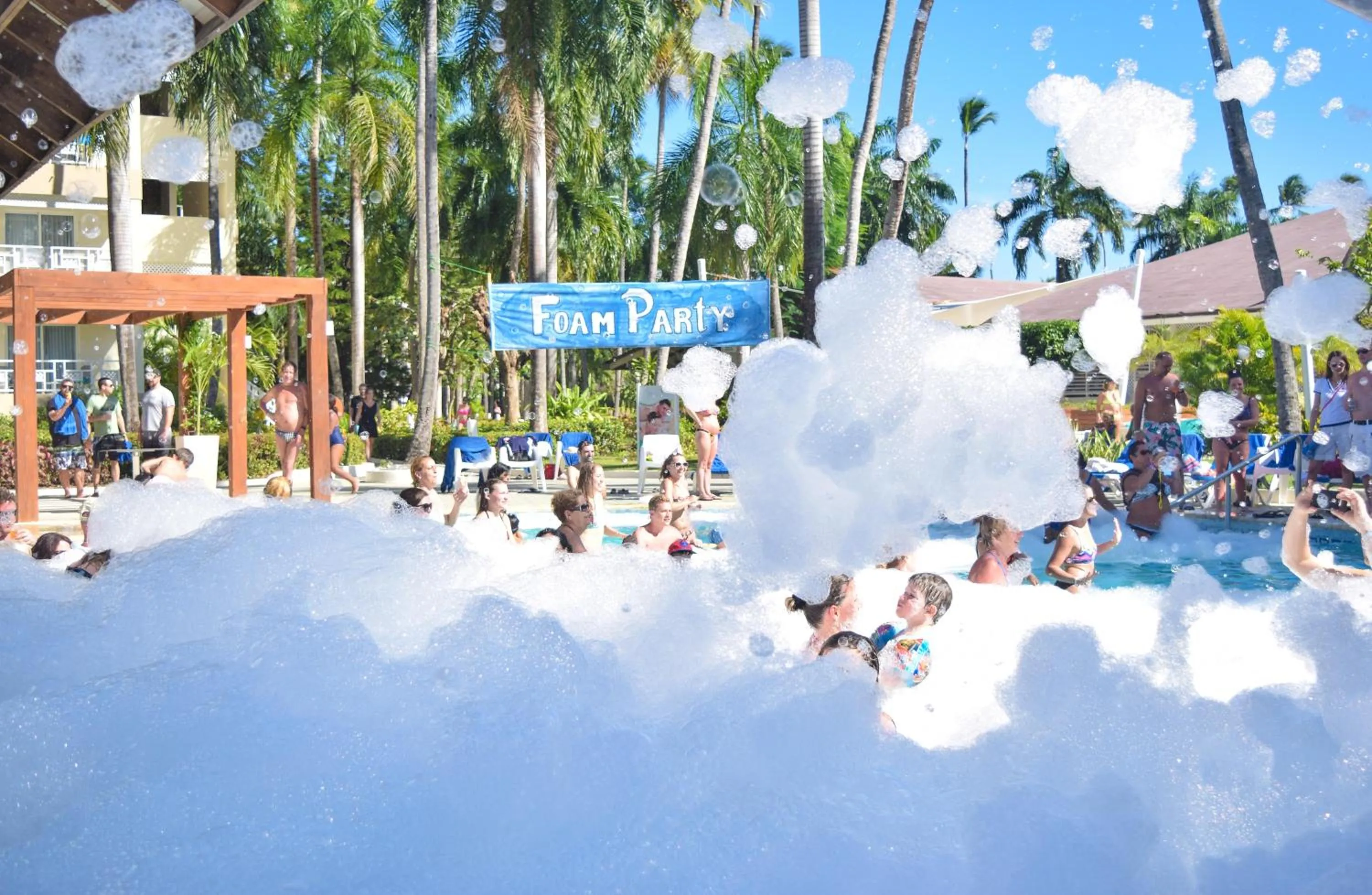 Swimming pool in Vista Sol Punta Cana Beach Resort & Spa - All Inclusive