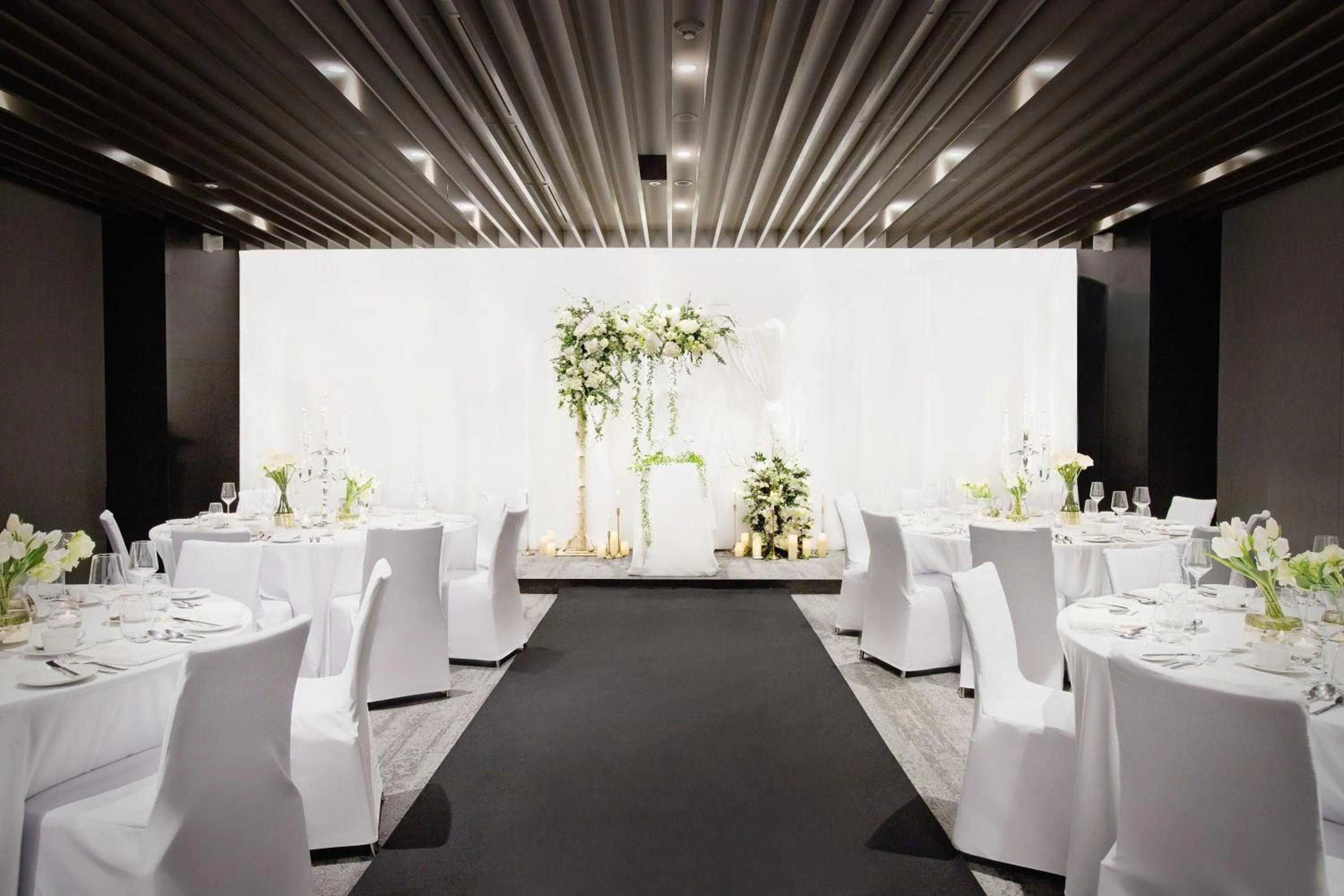 Meeting/conference room in Four Points by Sheraton Seoul Gangnam