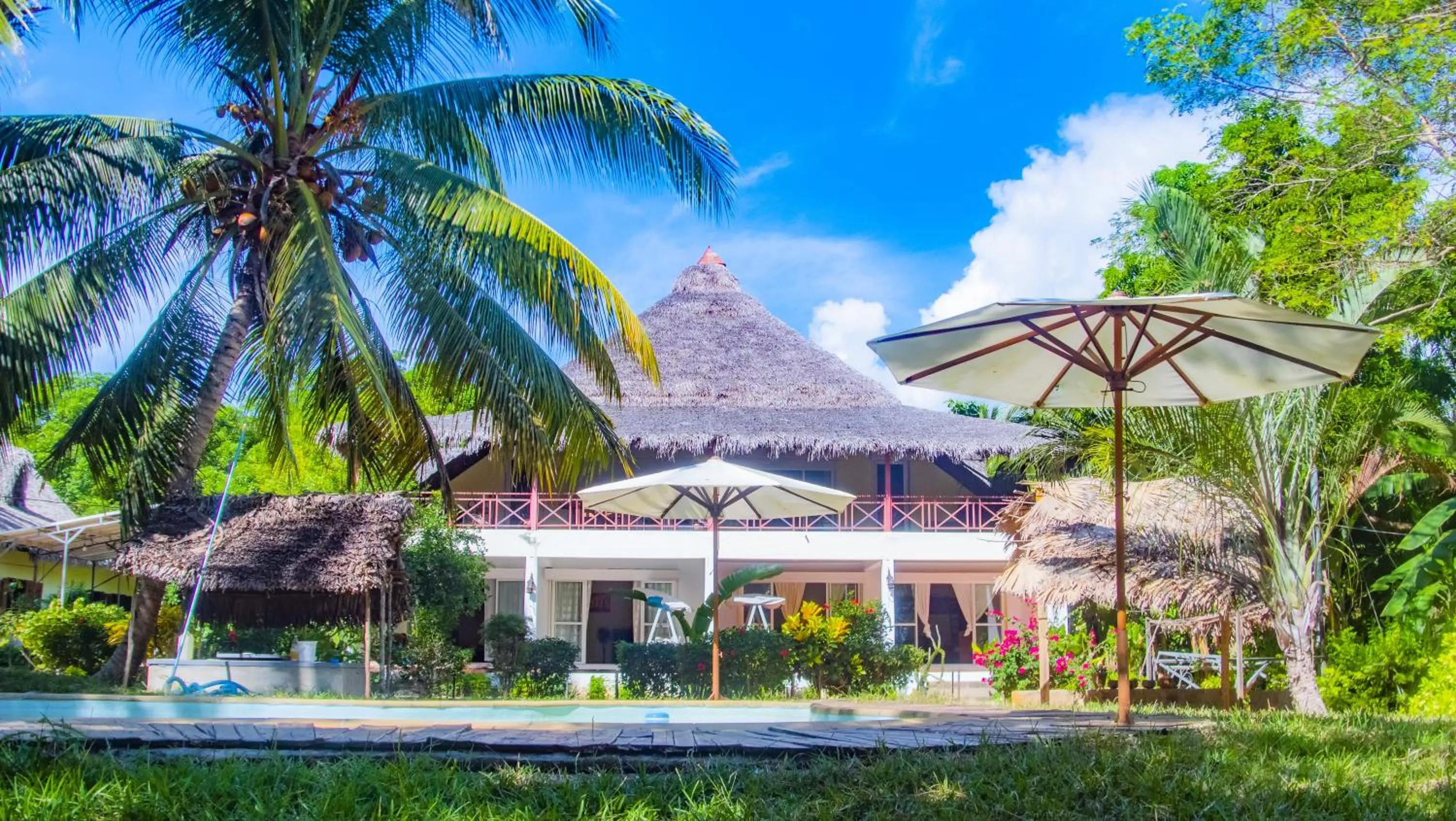 Property building in Reva Castel