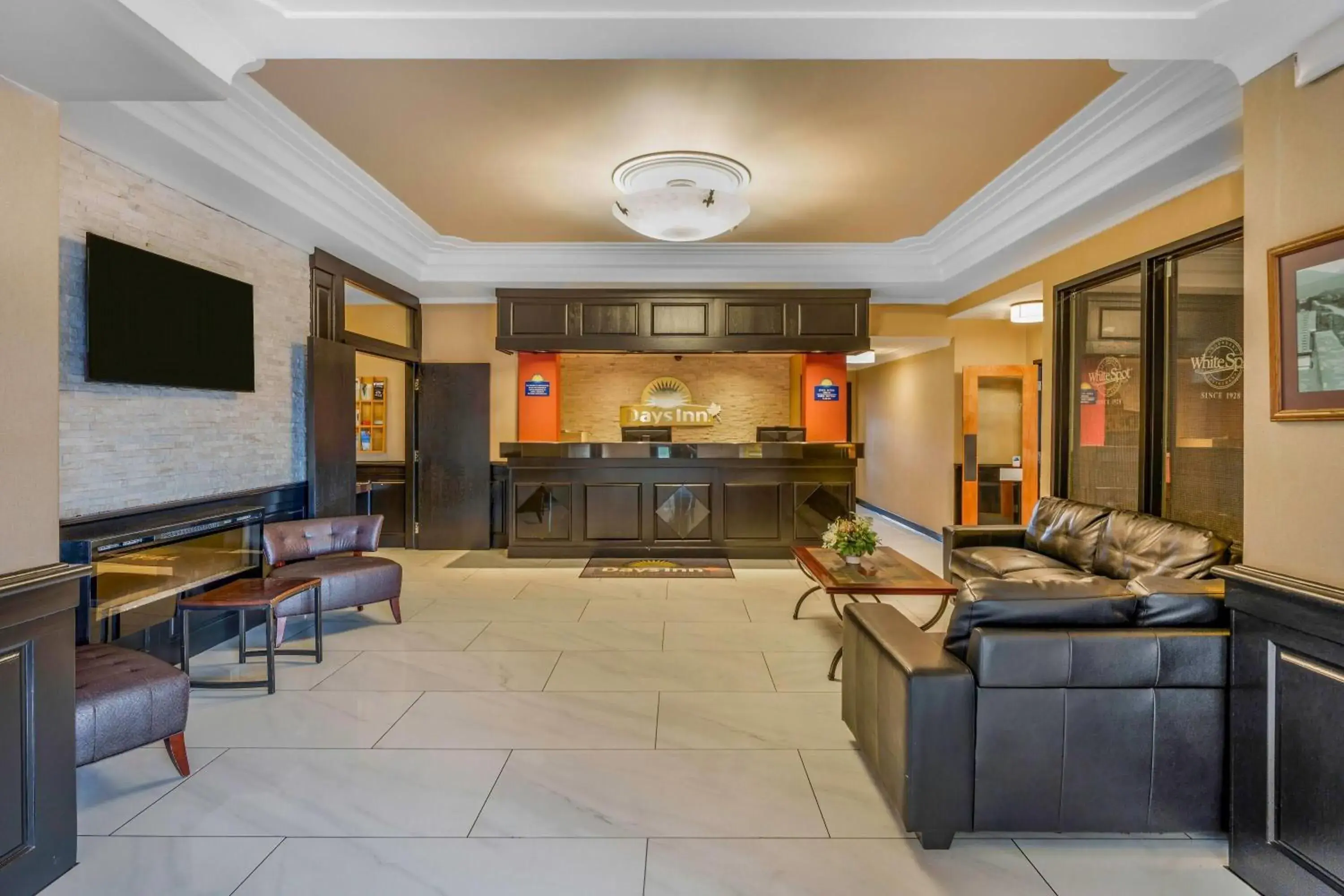 Lobby or reception in Days Inn by Wyndham Terrace Lobby or reception in Days Inn by Wyndham Terrace