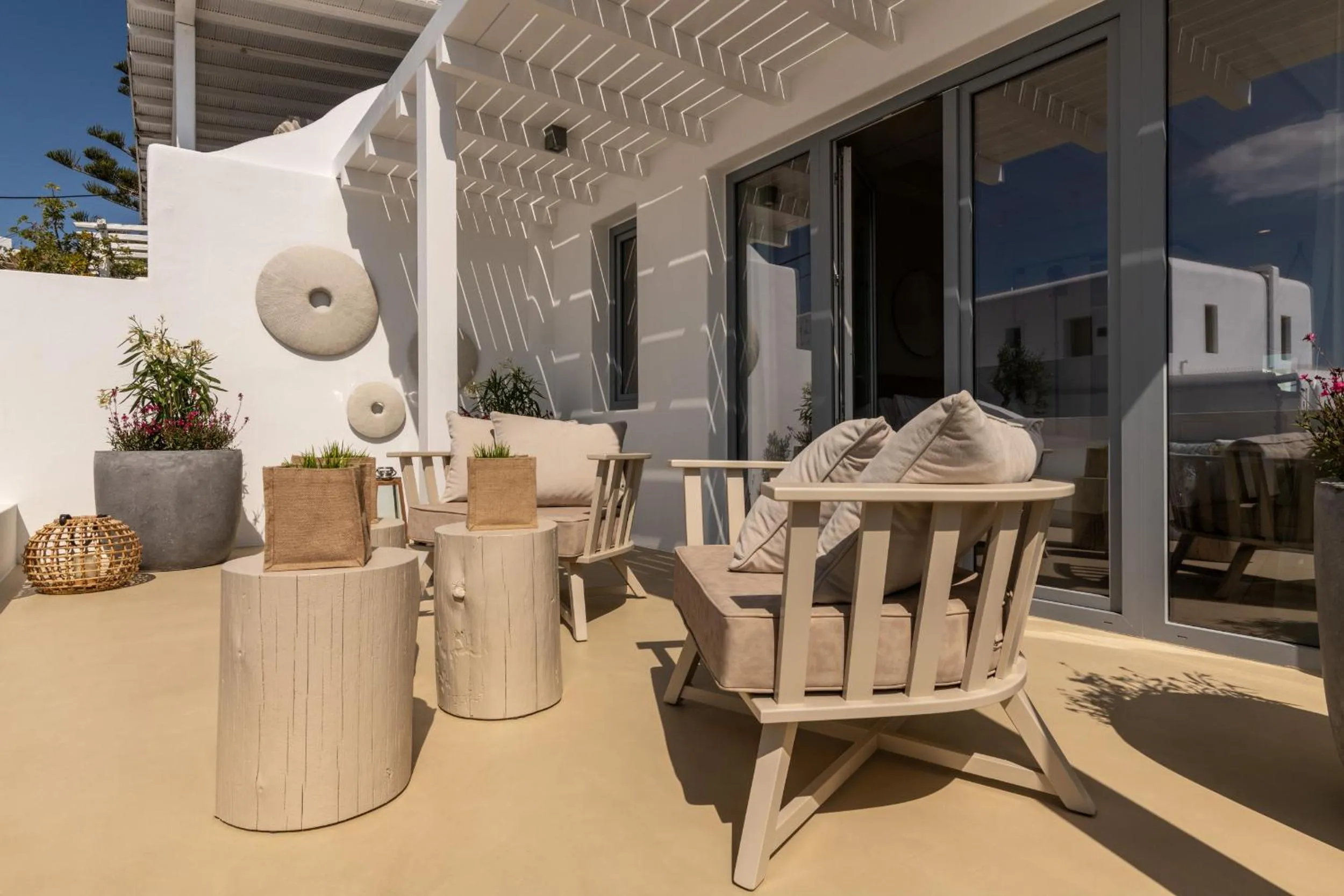 Patio in Oniro Suites