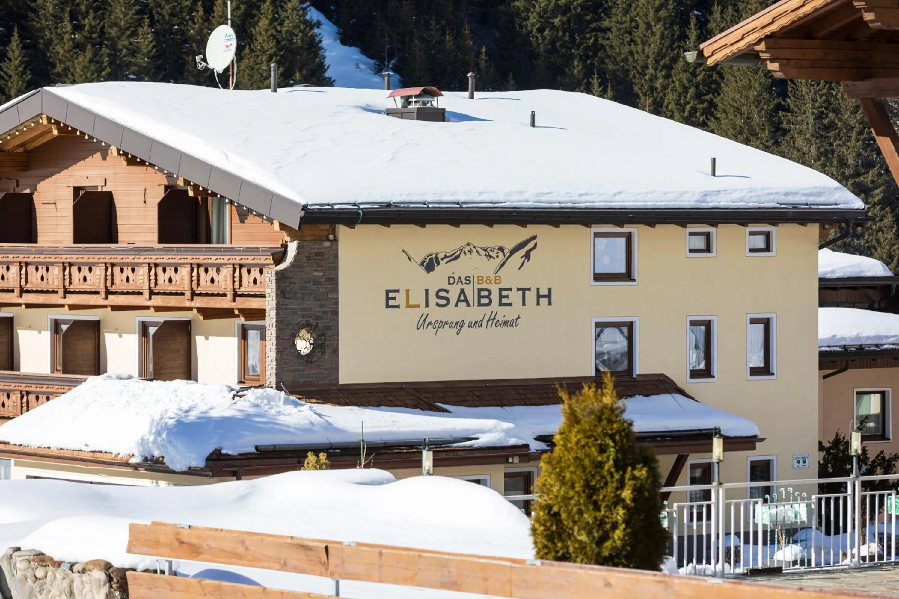 Property building in Haus Elisabeth