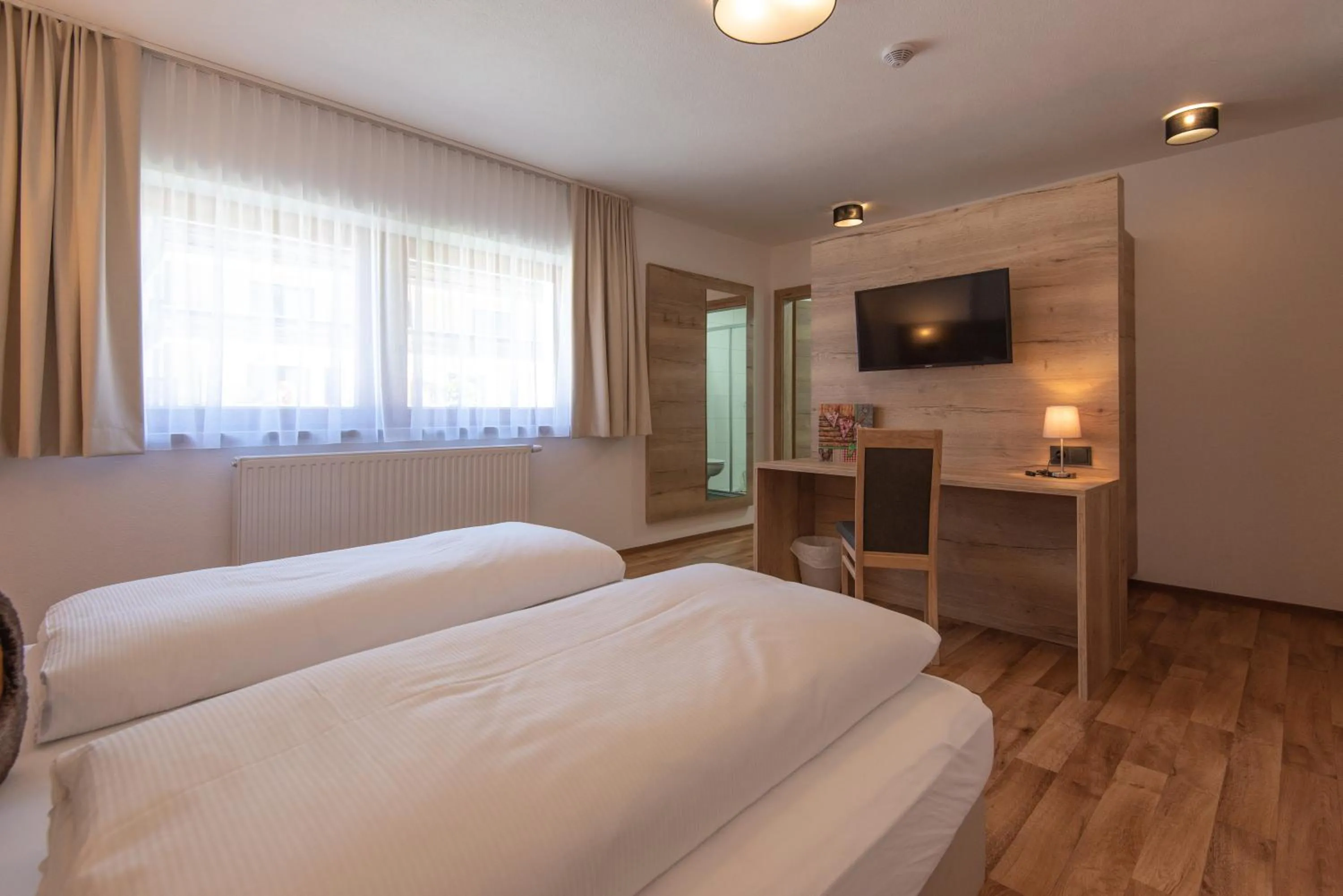 Photo of the whole room, Bed in Haus Elisabeth