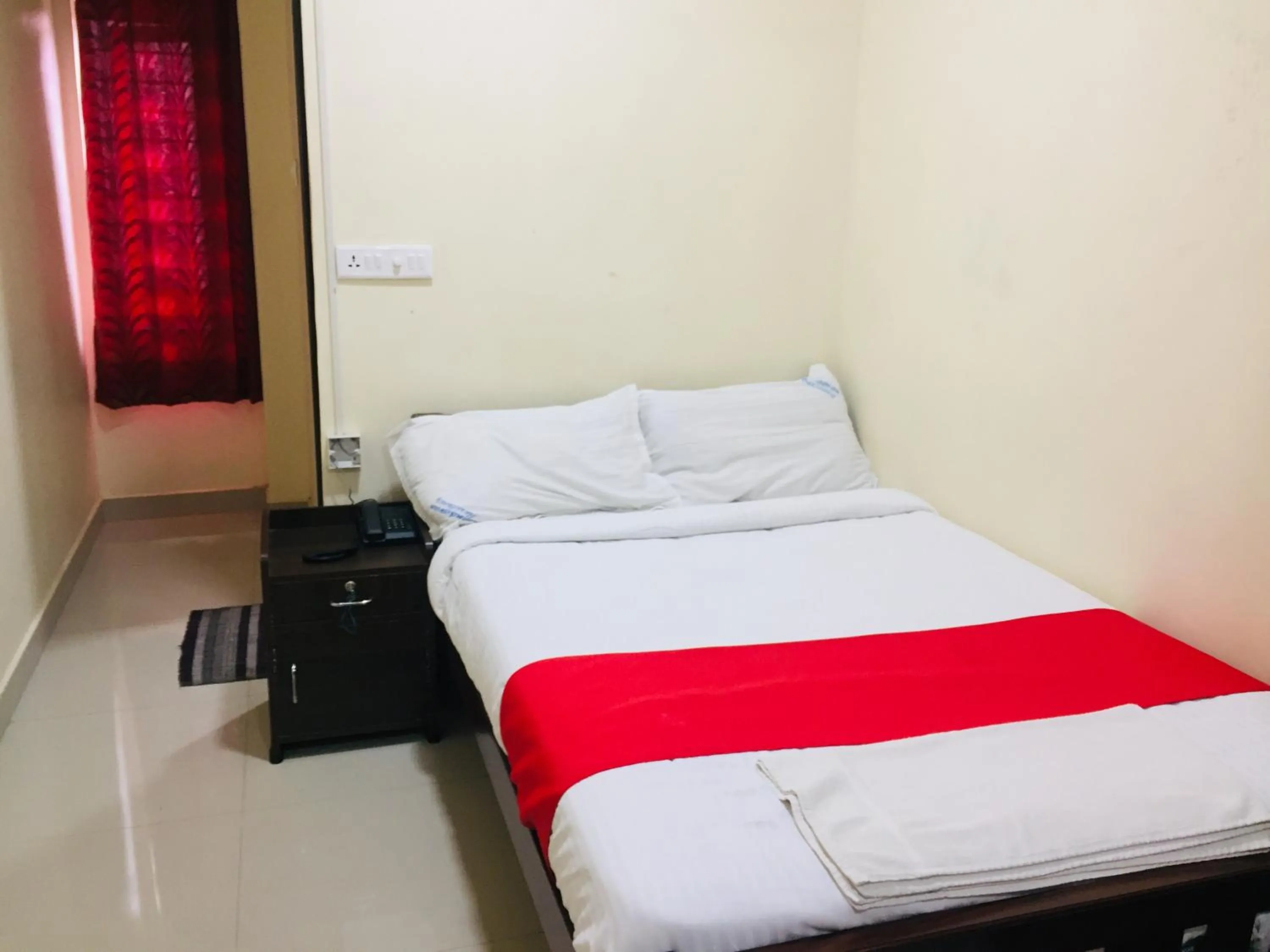 Bed in Brindavan Residency