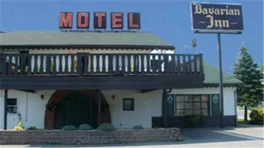 Bavarian Inn Bavarian Inn
