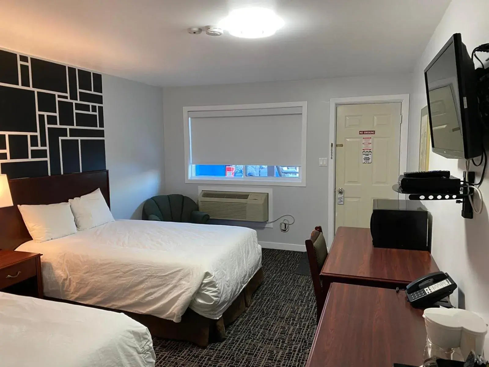 Deluxe Double Room in Bavarian Inn Deluxe Double Room in Bavarian Inn