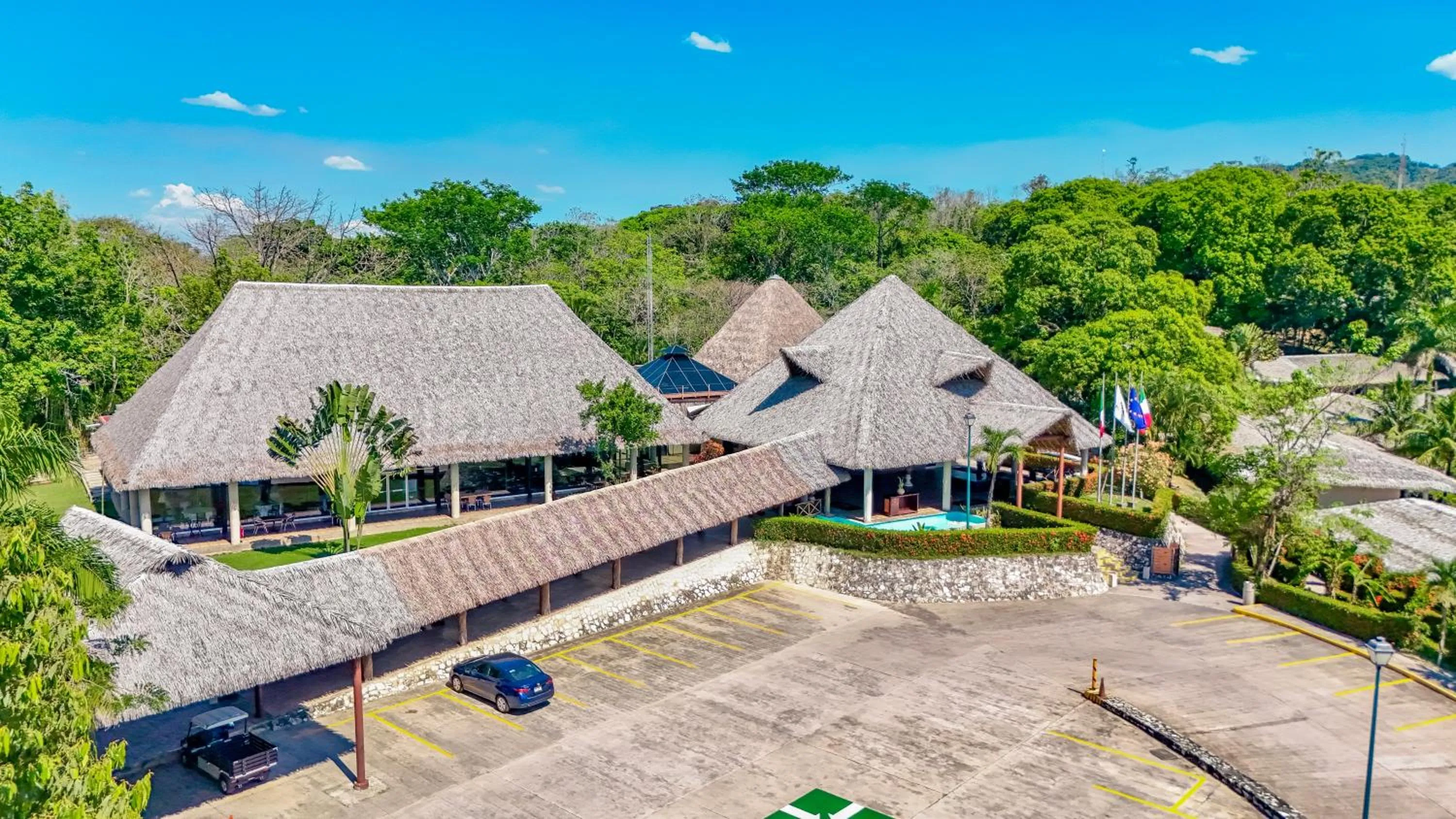 Parking in Hotel Villa Mercedes Palenque