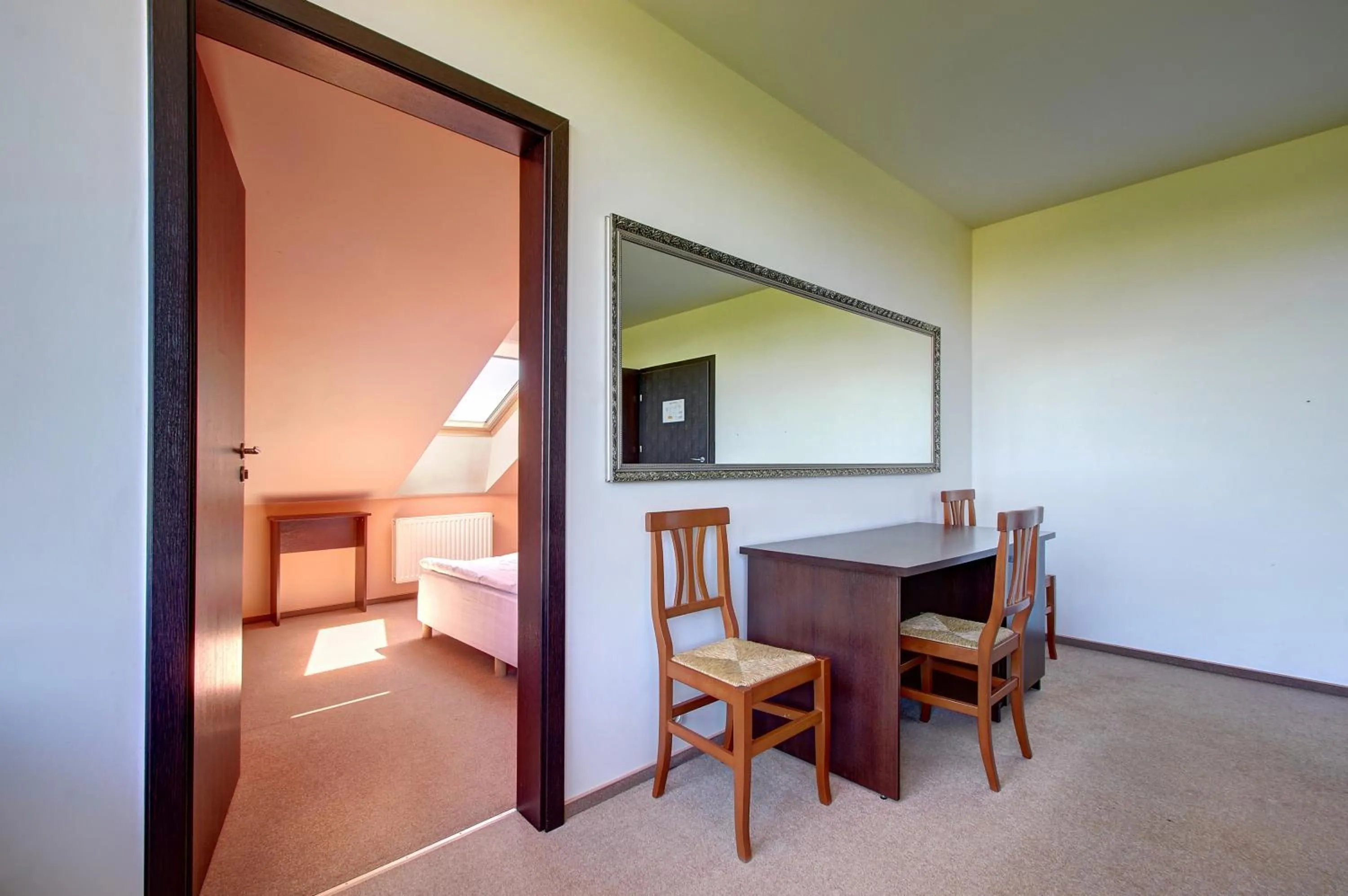 Photo of the whole room, Bed in Aerohotel