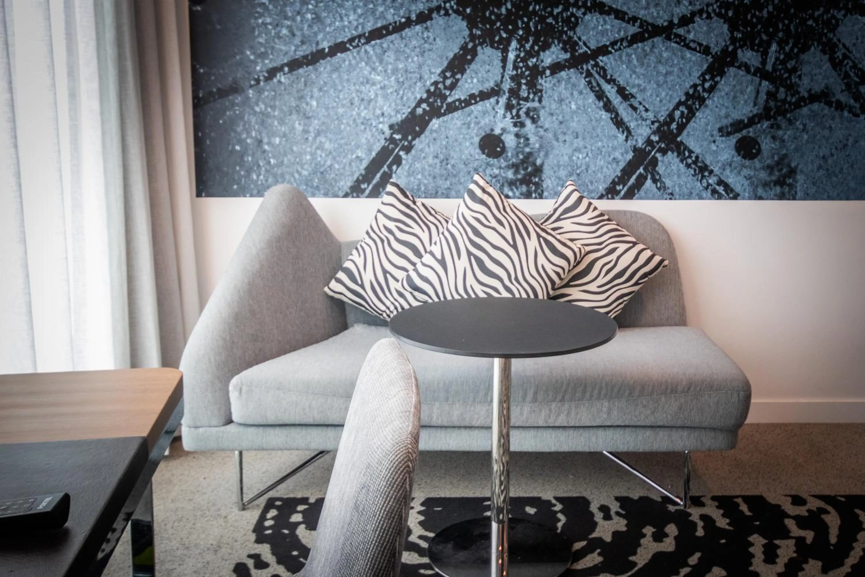 Seating area in Novotel Brisbane South Bank