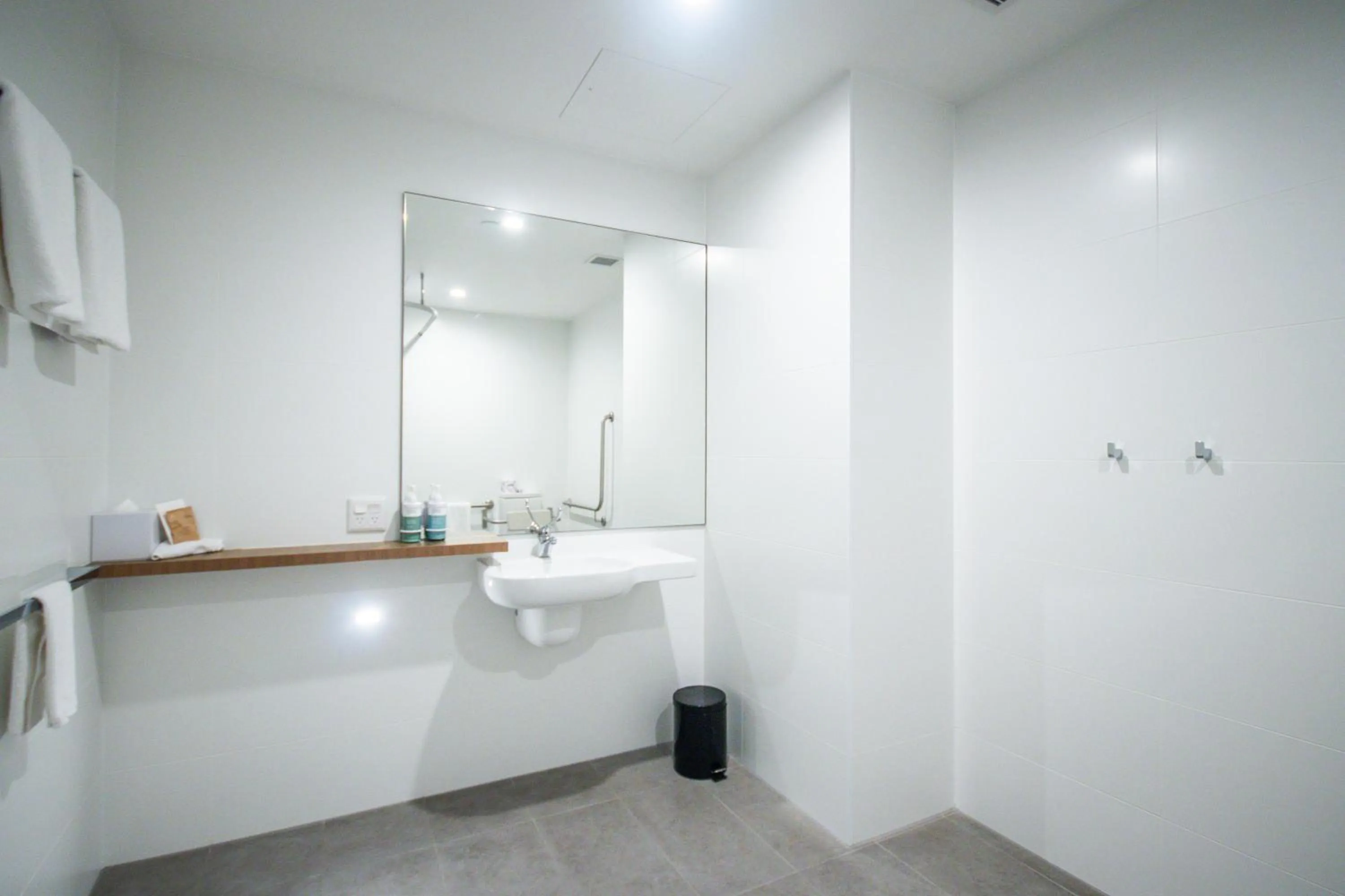 Shower in Novotel Brisbane South Bank