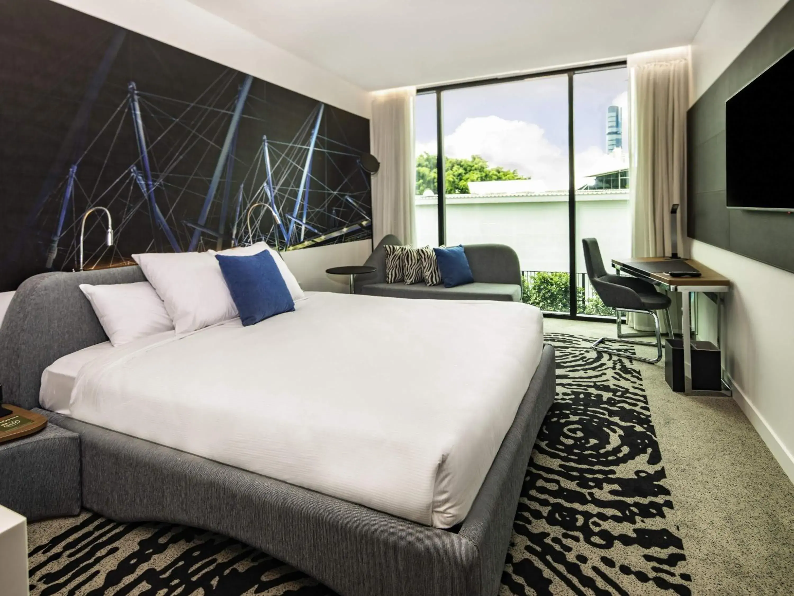 Standard King 'N' Room in Novotel Brisbane South Bank Standard King 'N' Room in Novotel Brisbane South Bank