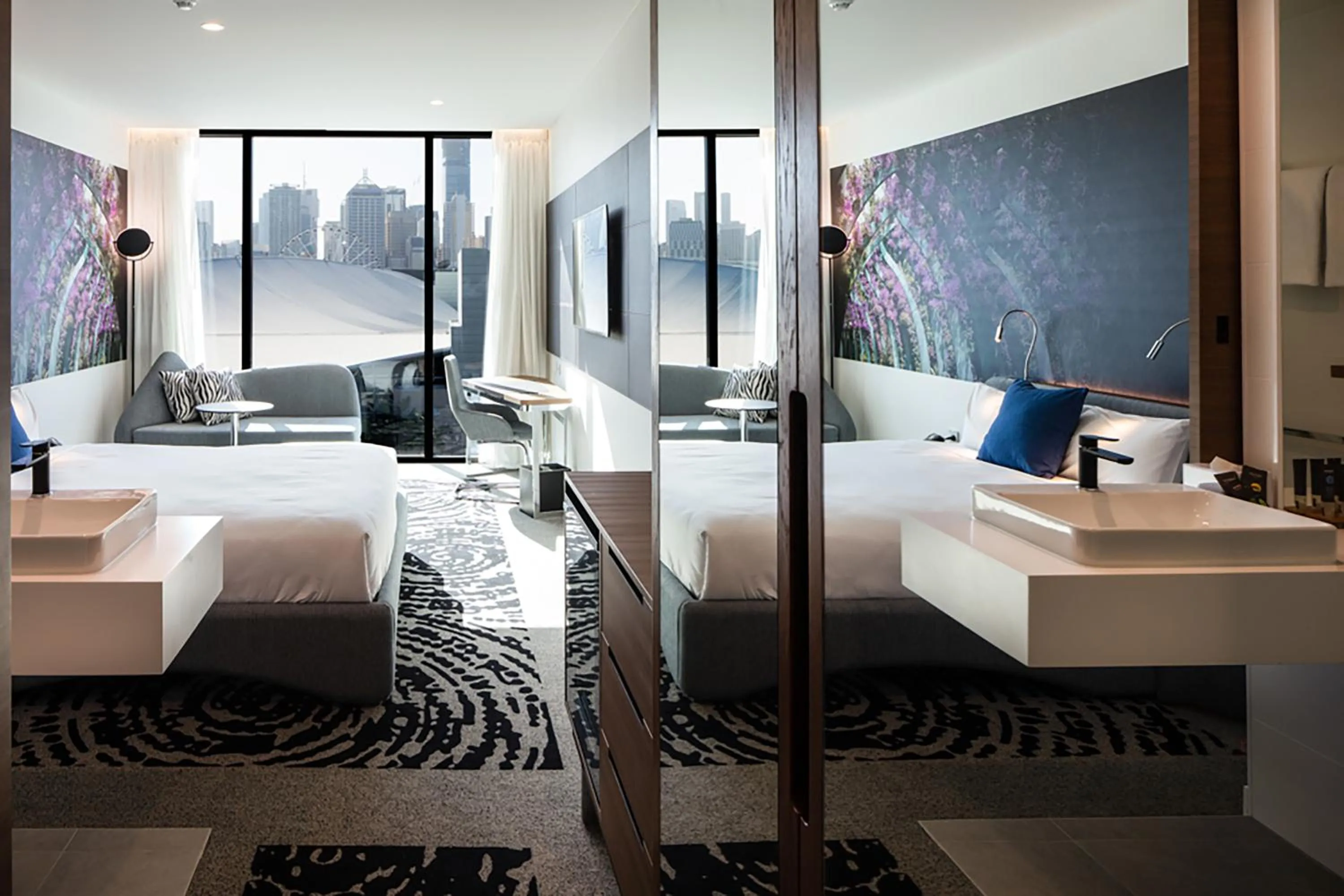 Bed in Novotel Brisbane South Bank