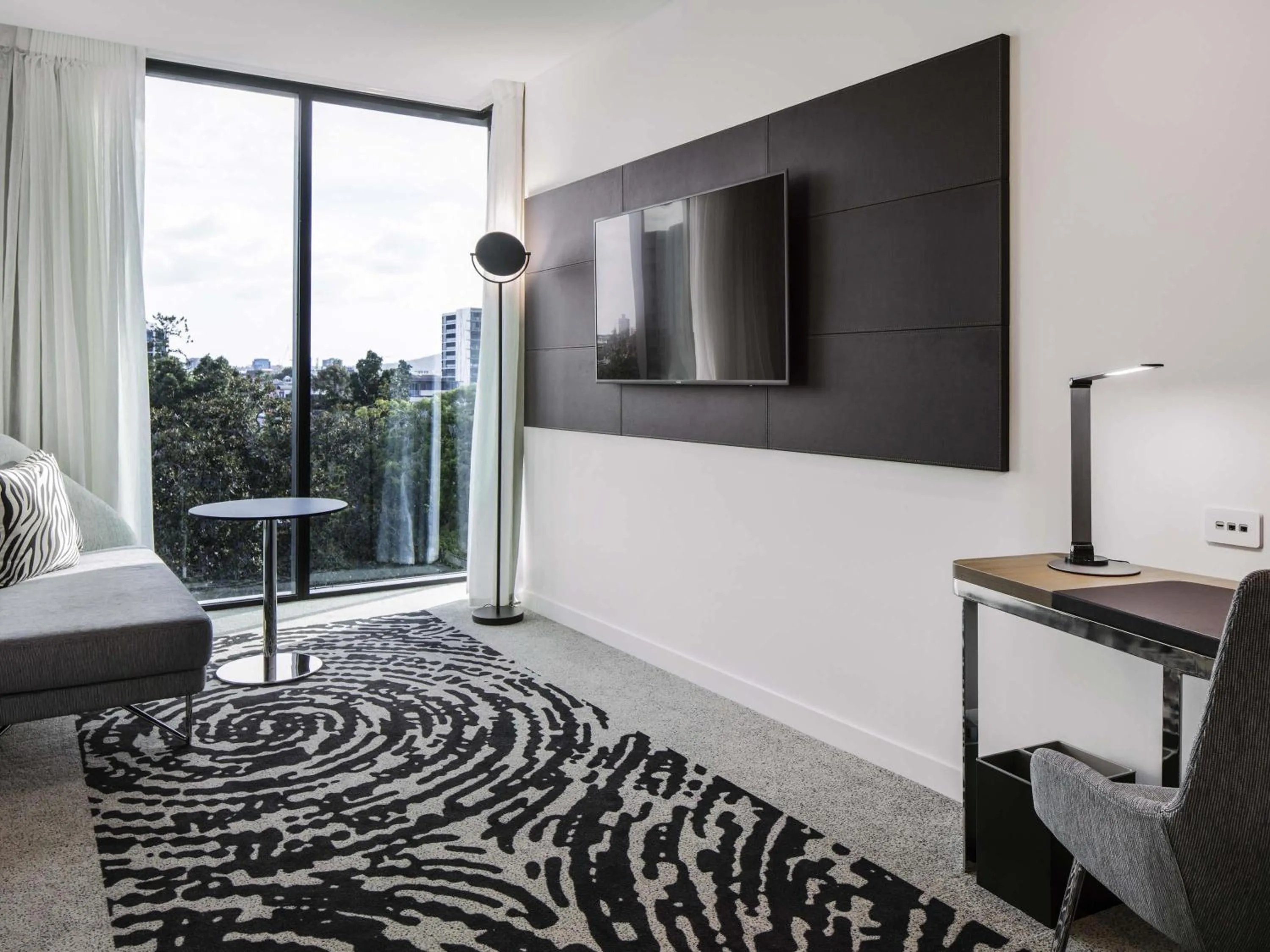 Family King 'N' Suite with Connecting Rooms in Novotel Brisbane South Bank