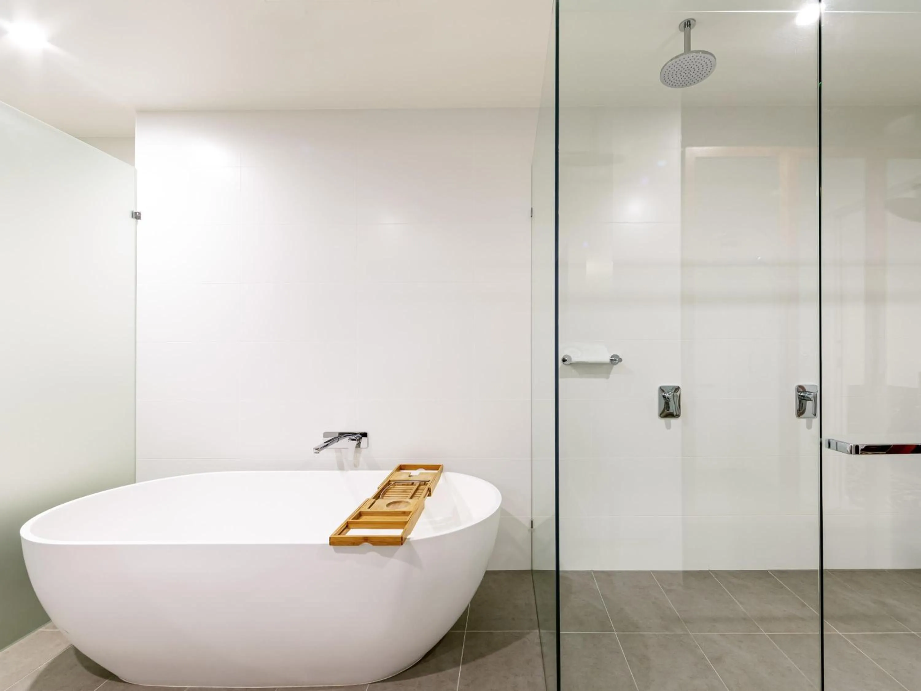 Shower in Novotel Brisbane South Bank